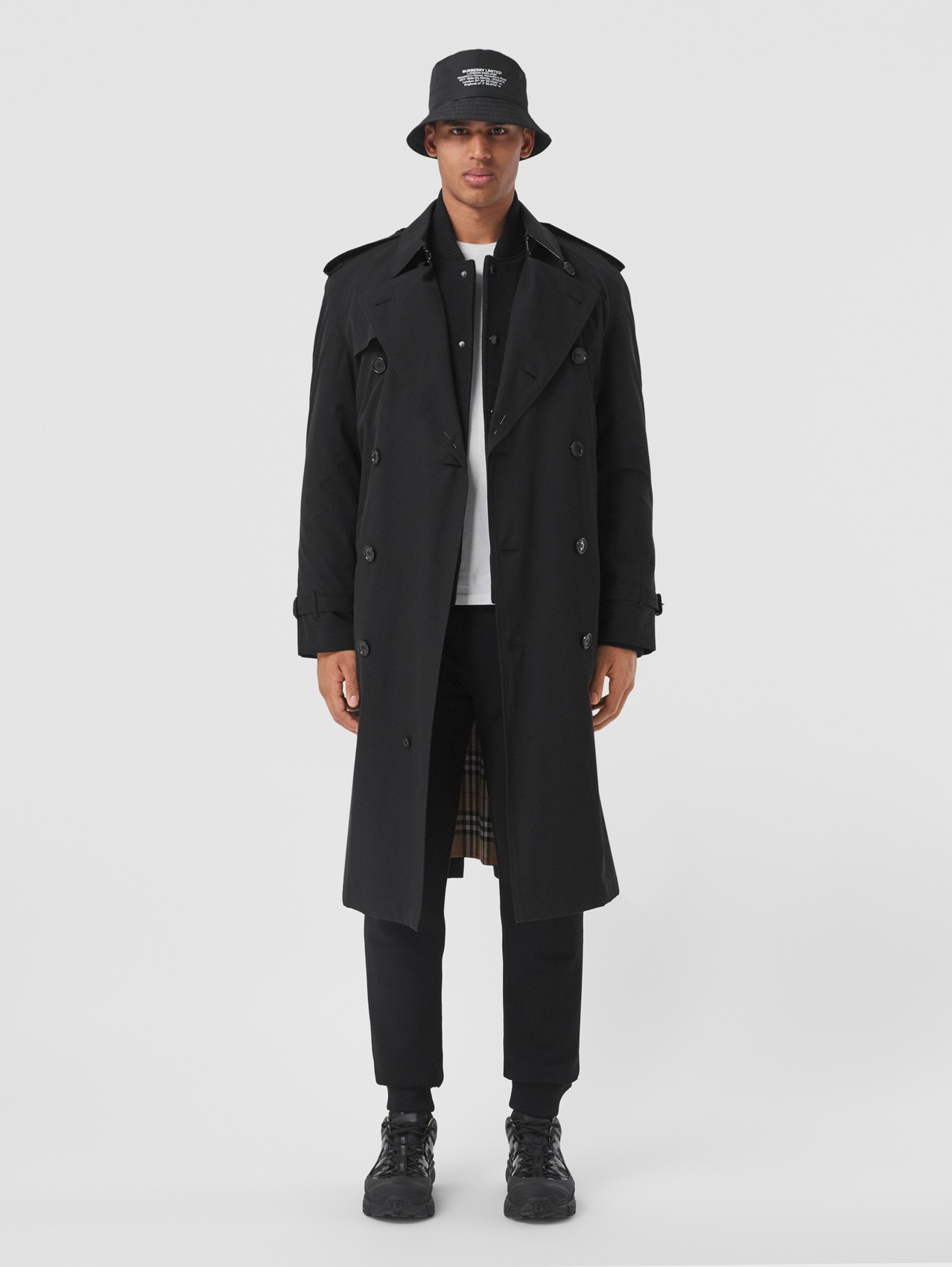 The Westminster Heritage Trench Coat in Black