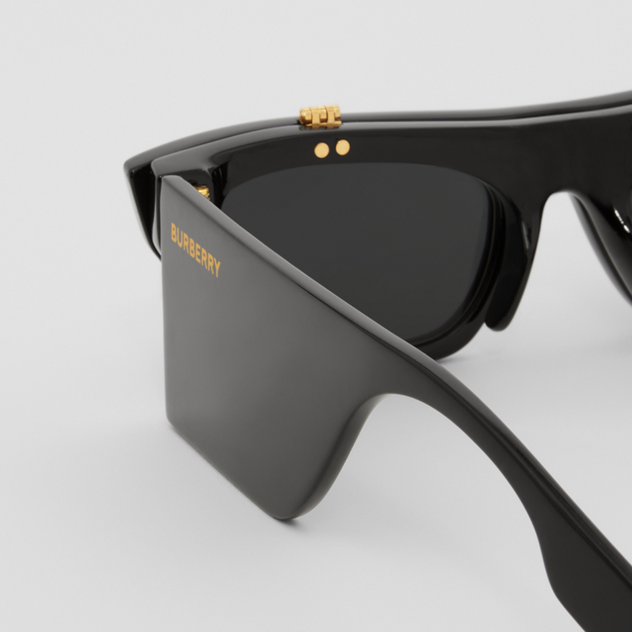 Hochklappbare Cat-Eye-Sonnenbrille „Palmer“ (Schwarz/schwarz) - Damen | Burberry® - 2
