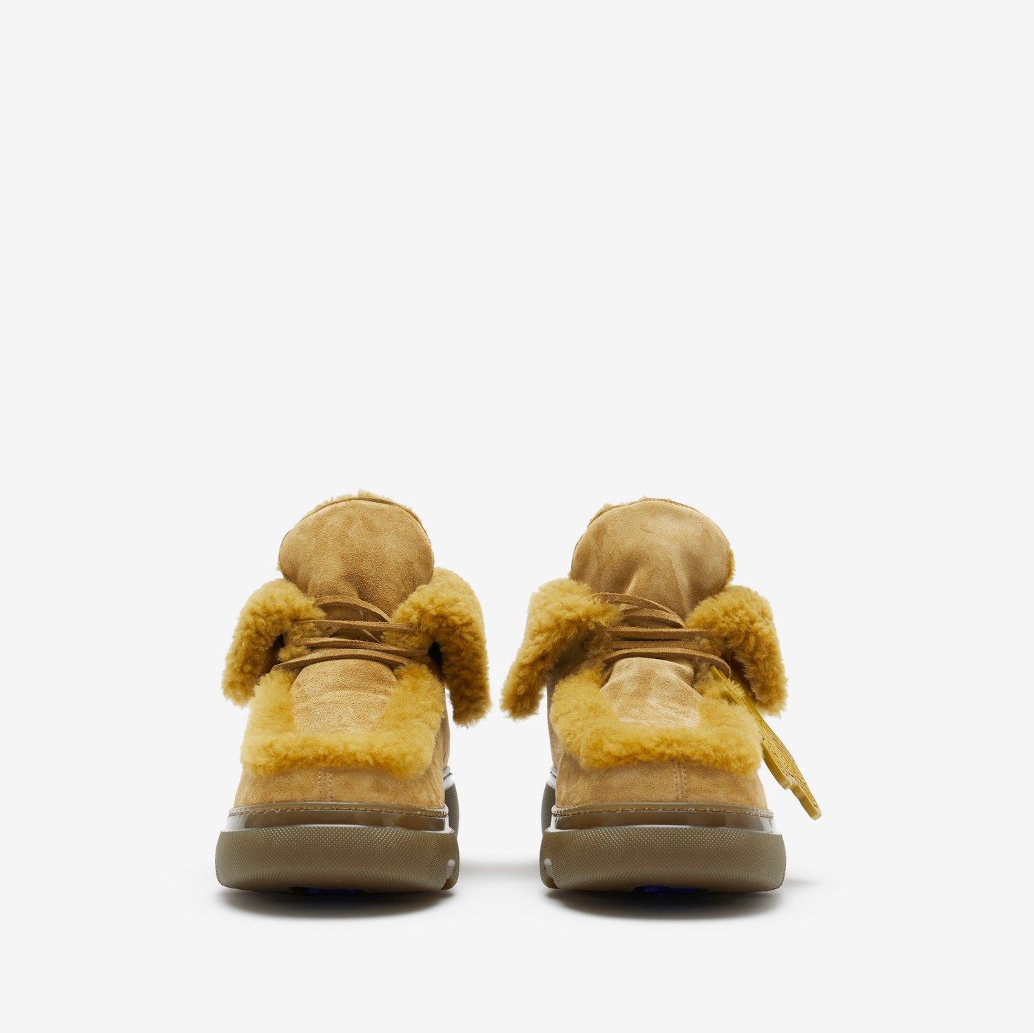 Schuhe „Creeper“ aus Lammfell mit höherem Schaft (Manilla/bernsteingelb) - Damen | Burberry®