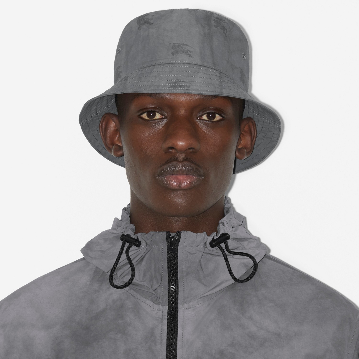 Sombrero de pesca en algodón técnico con EKD (Negro) | Burberry® oficial