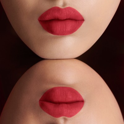 burberry kisses military red