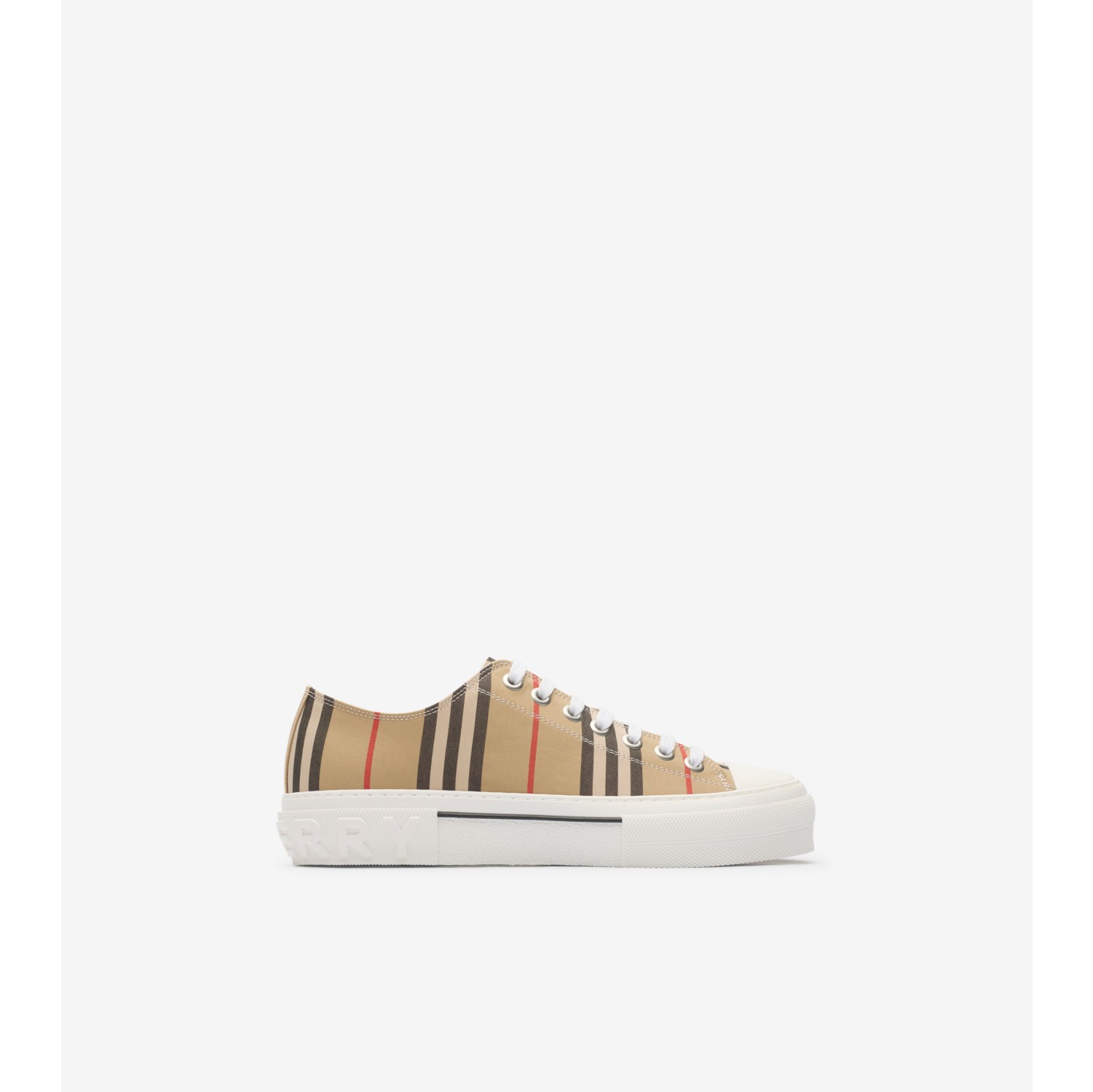 Sneaker im Streifendesign