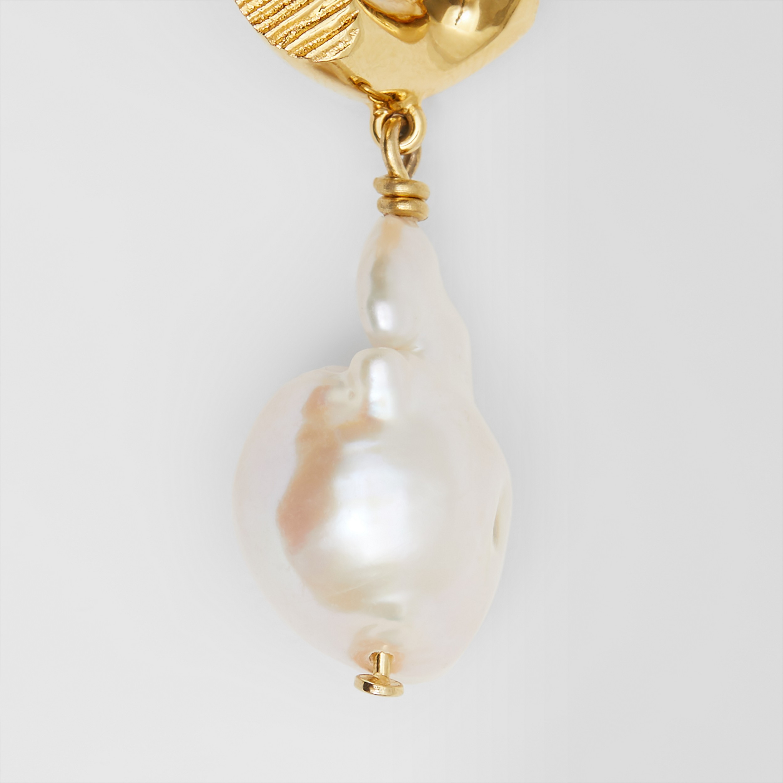 珍珠装饰镀金链环耳环 (浅金色 / 白色) - 女士 | Burberry® 博柏利官网 - 2