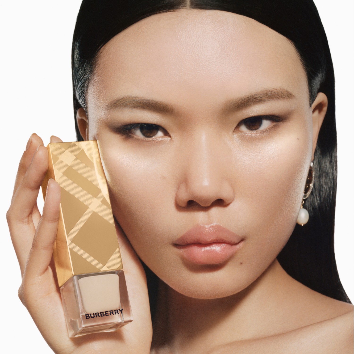 Burberry hot sale glow foundation