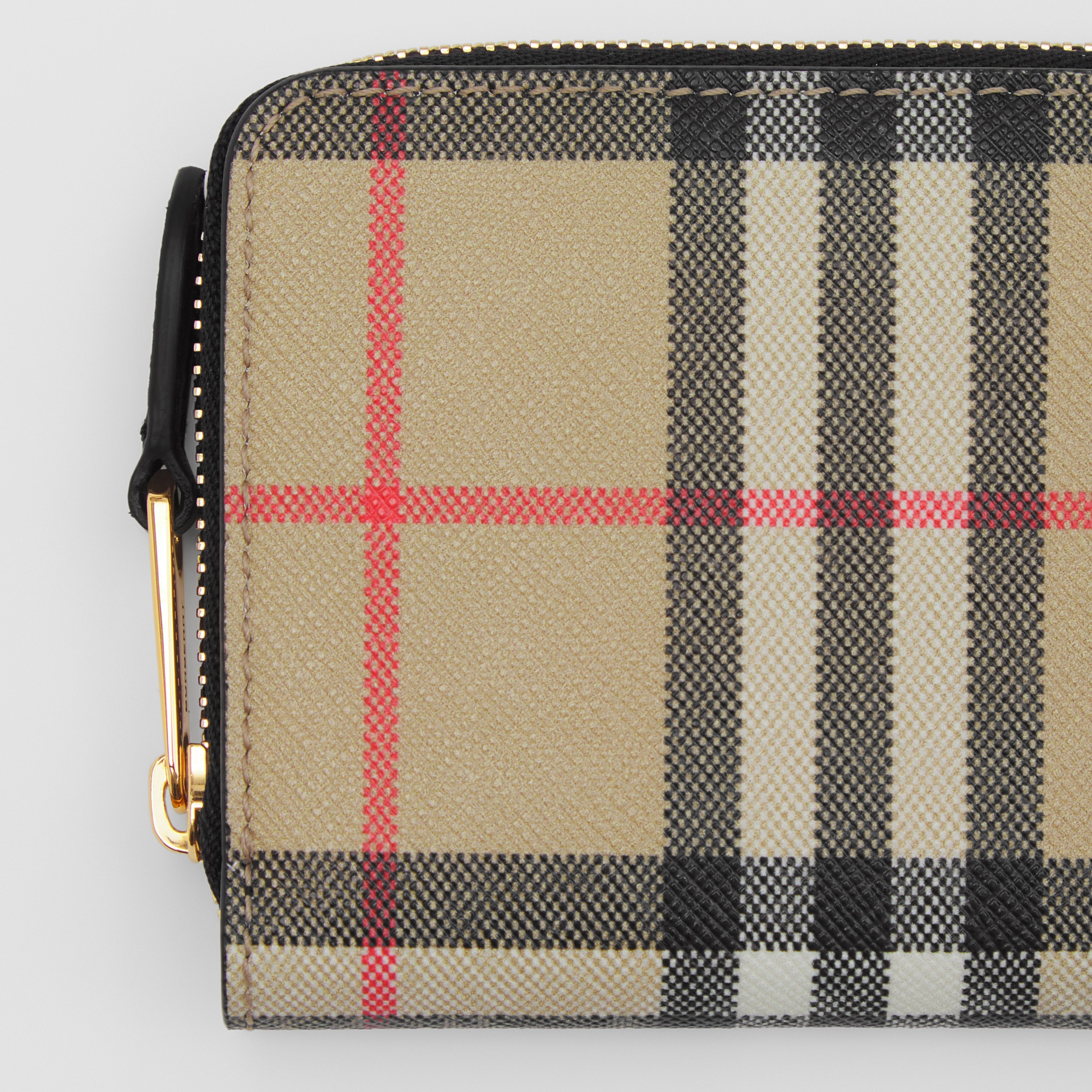 Vintage Check and Leather Zip Wallet in Archive Beige/black - Women | Burberry® Official - 2