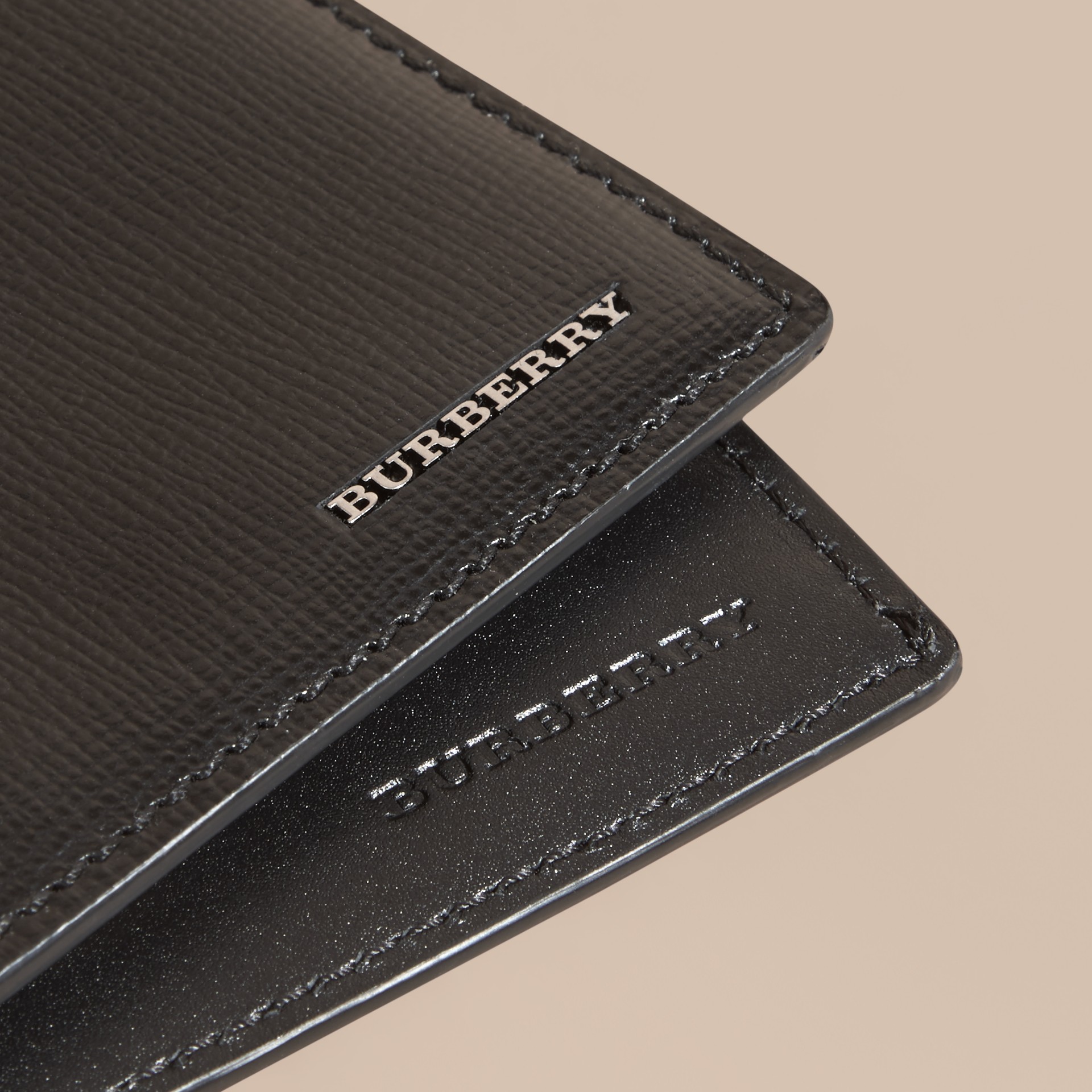 London Leather International Bifold Wallet in Black | Burberry Australia