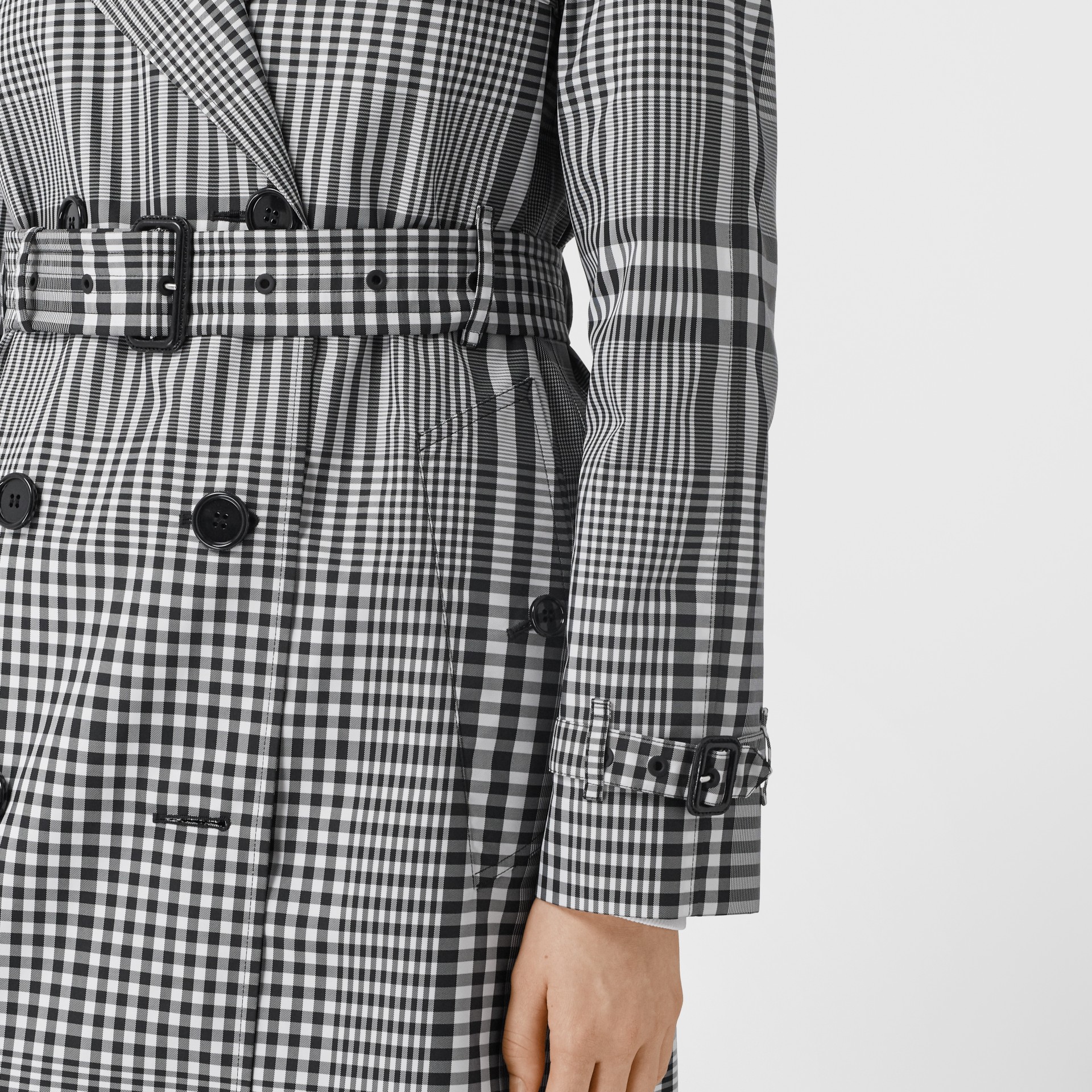 Check Twill Trench Coat in Black/white - Women | Burberry United States