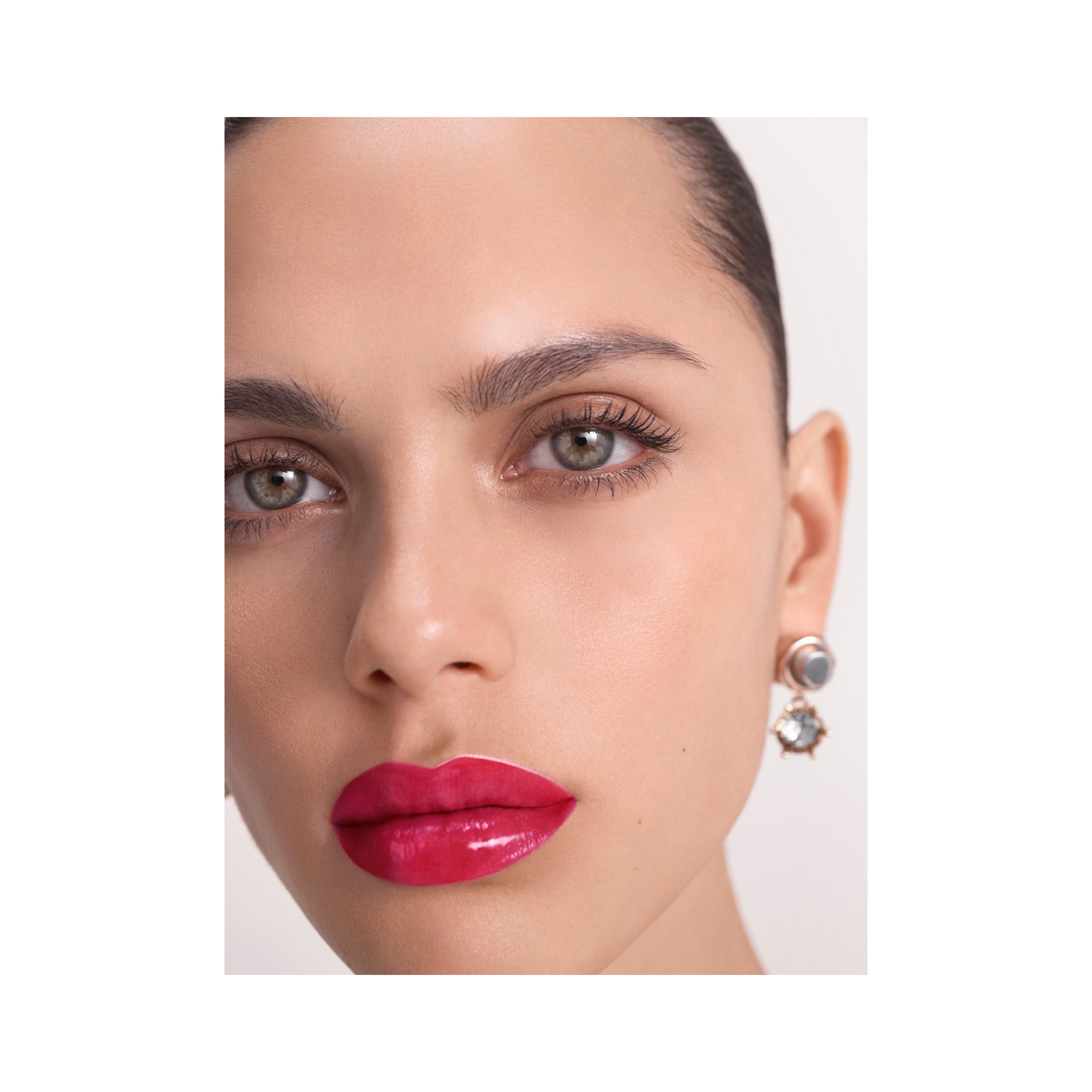 Burberry Kisses Lip Lacquer – Magenta No.33 - Mulheres | Burberry® oficial - 2