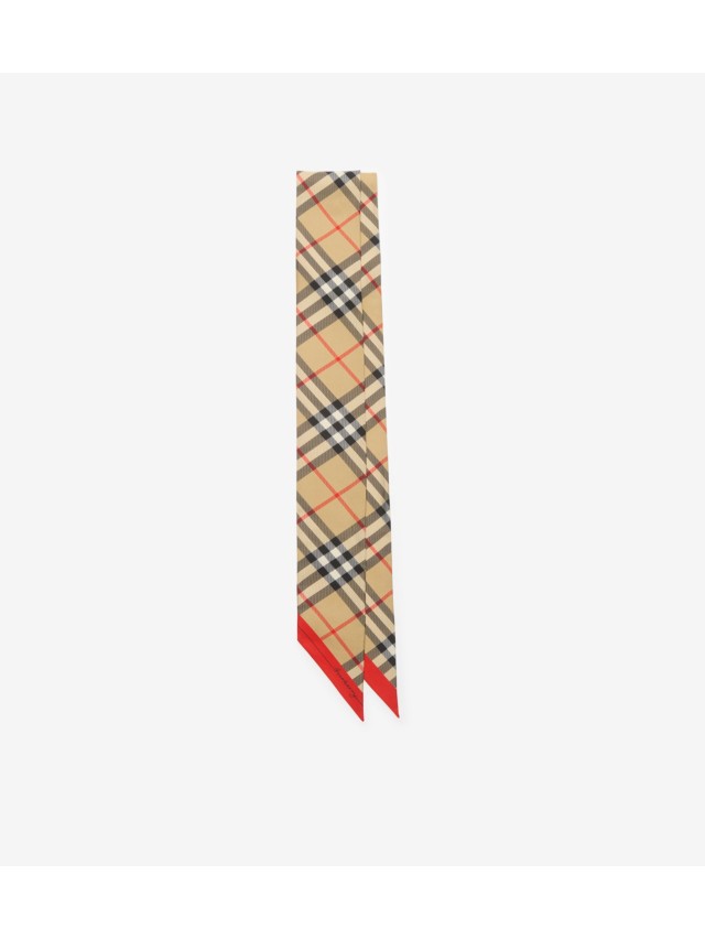 7078037B-DCF0-4D83-BF0F-