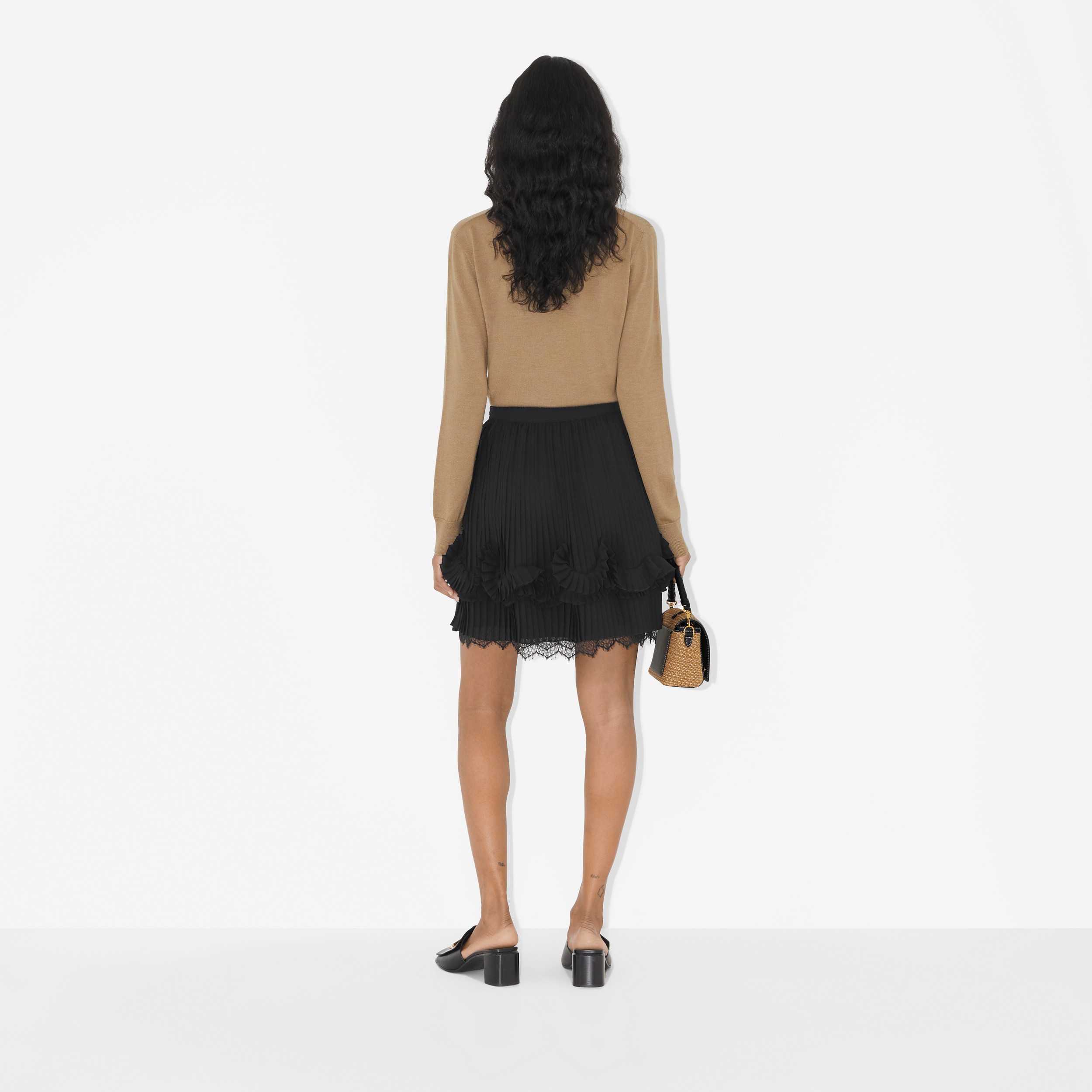 Minifalda plisada con detalles en encaje (Negro) - Mujer | Burberry® oficial - 4