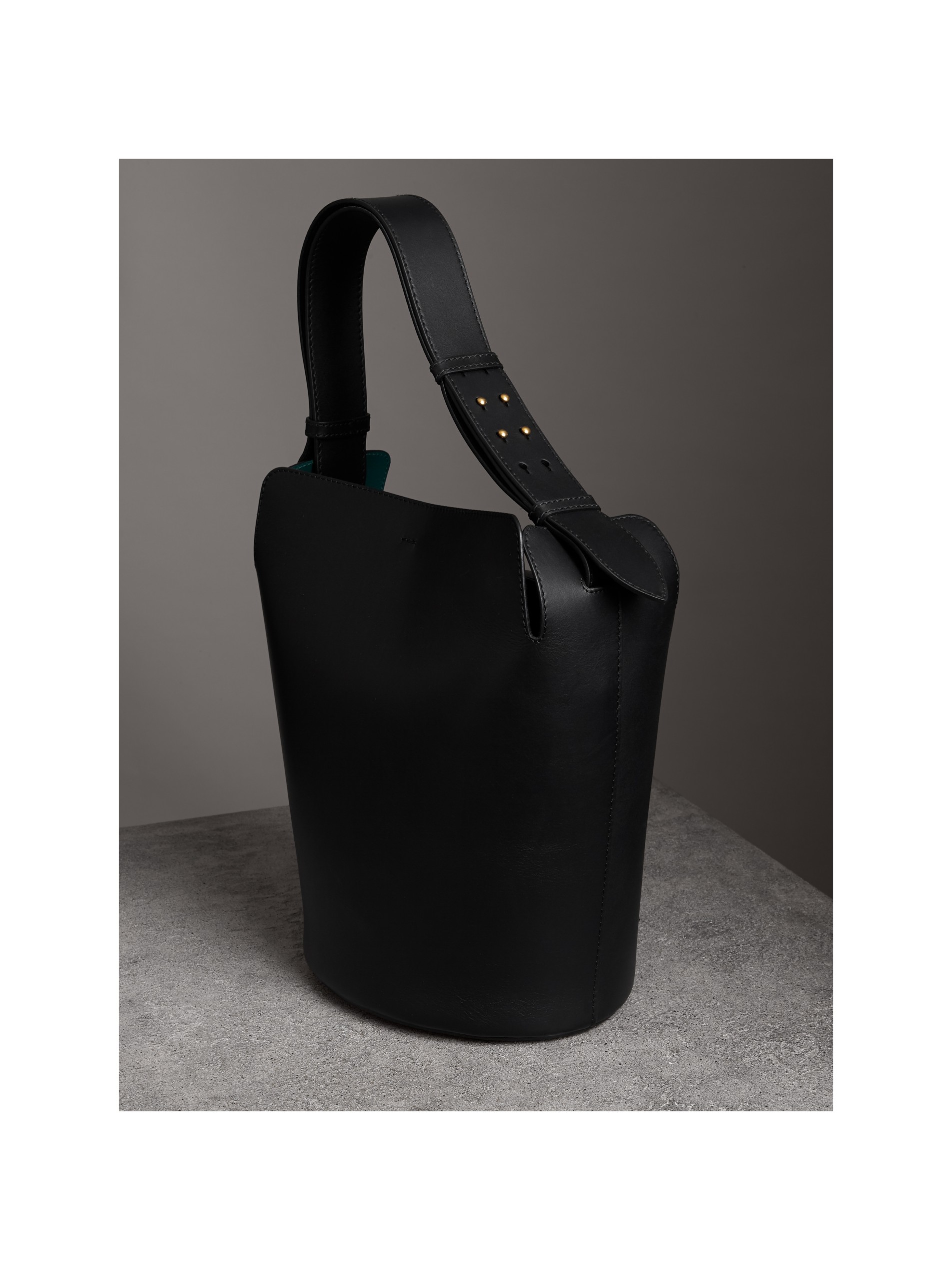 黑色the bucket - 大号皮革水桶包 产品图片31