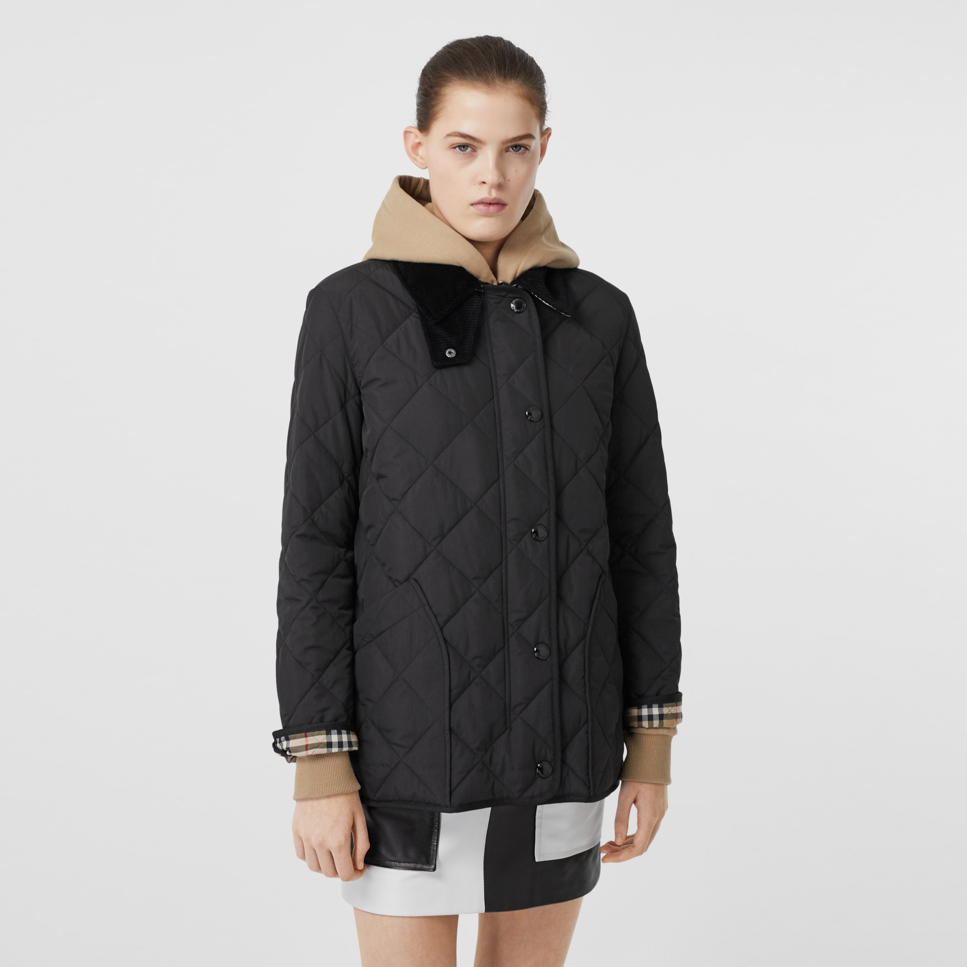 Diamond Quilted Thermoregulated Barn Jacket In Black Women