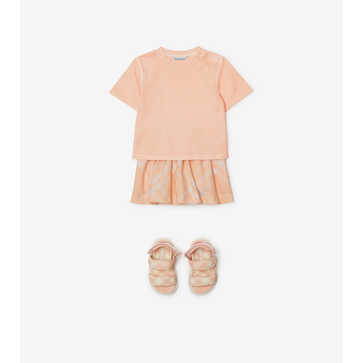 Burberry t shirt store kids pink