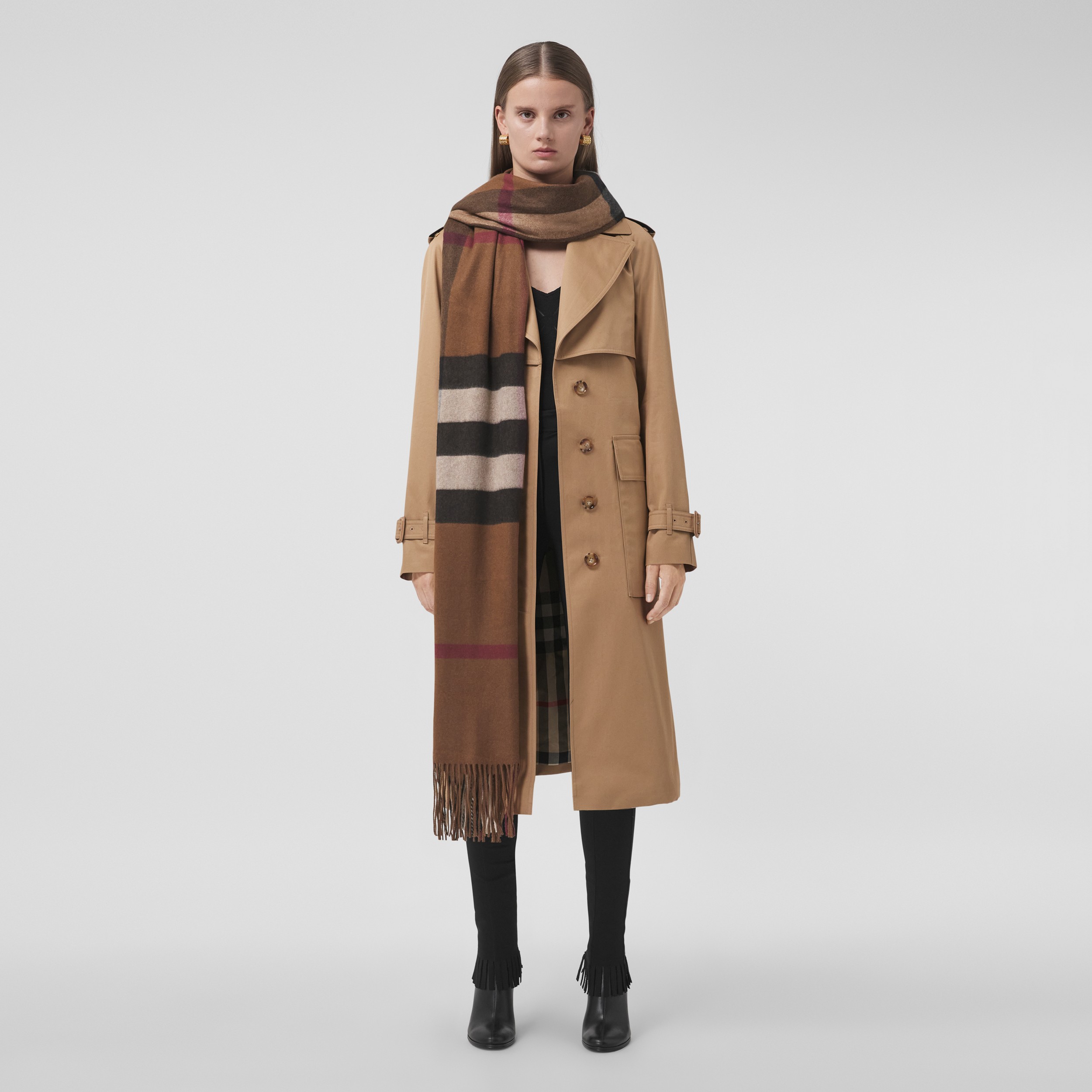 Check Cashmere Oversized Scarf in Birch Brown | Burberry® Official - 3