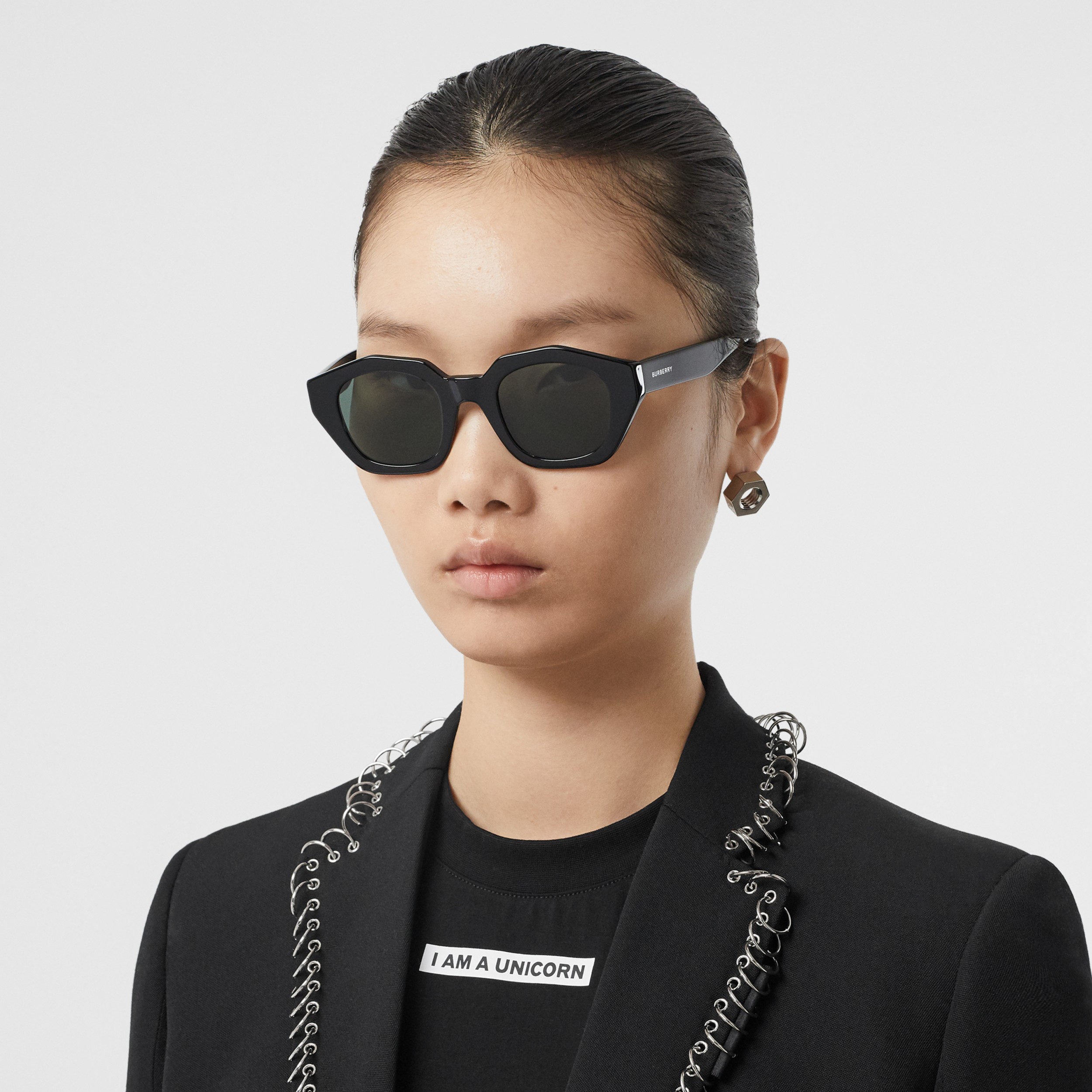 Geometric Frame Sunglasses in Black | Burberry United States