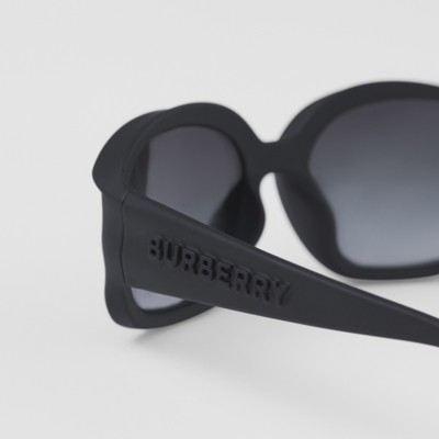 burberry black sunglasses