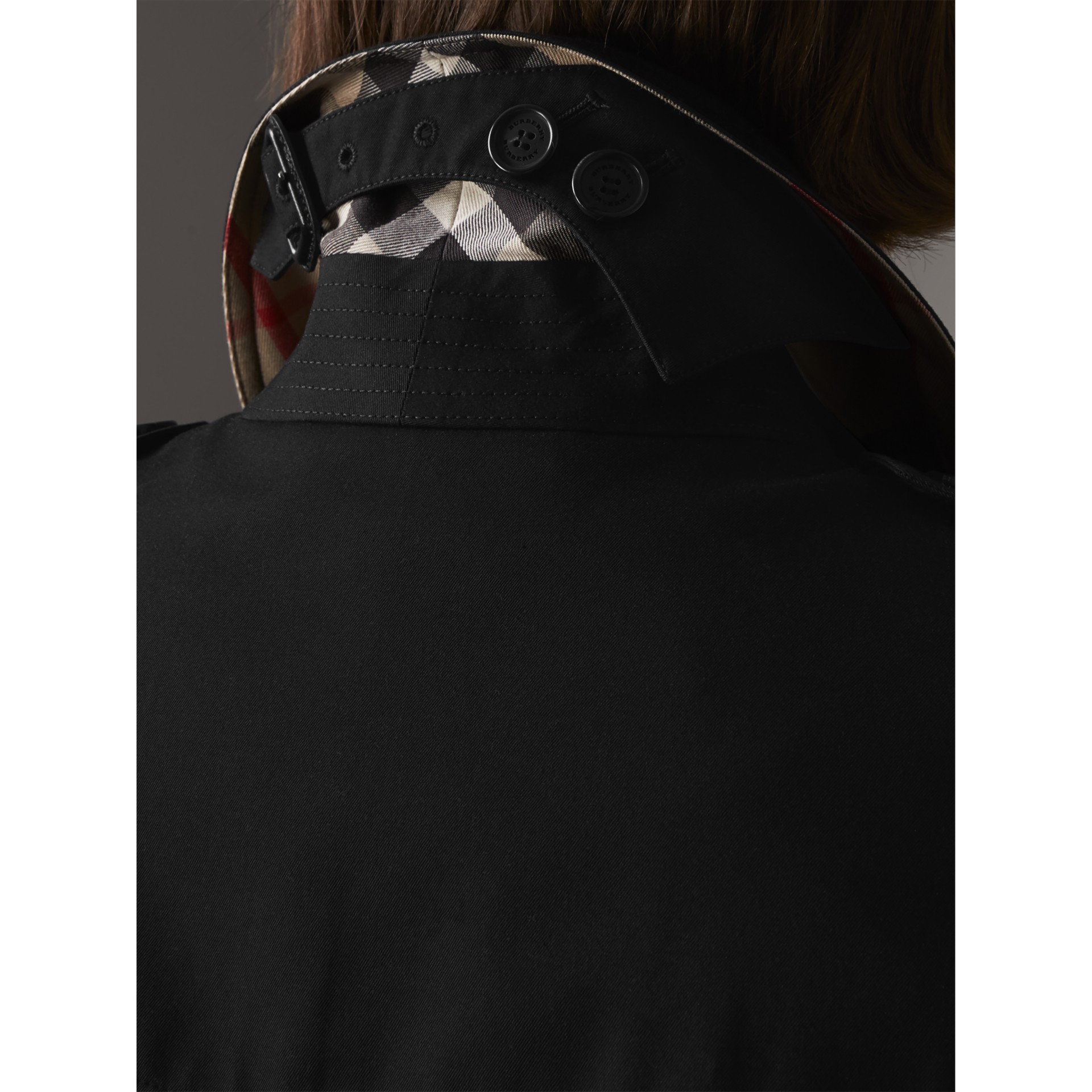 The Chelsea Trench milong (Noir) Femme Burberry