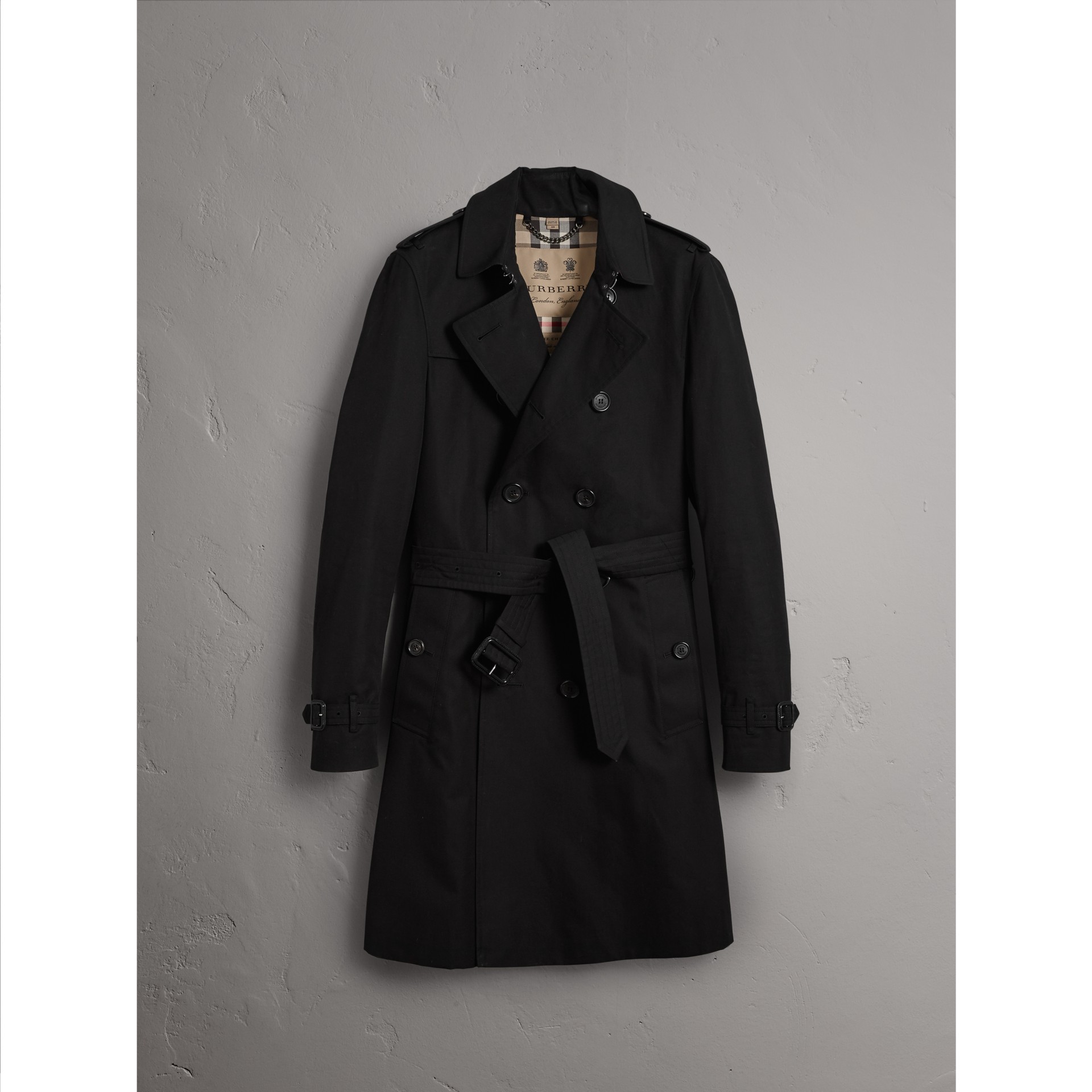 The Chelsea Long Trench Coat In Black Men Burberry United States