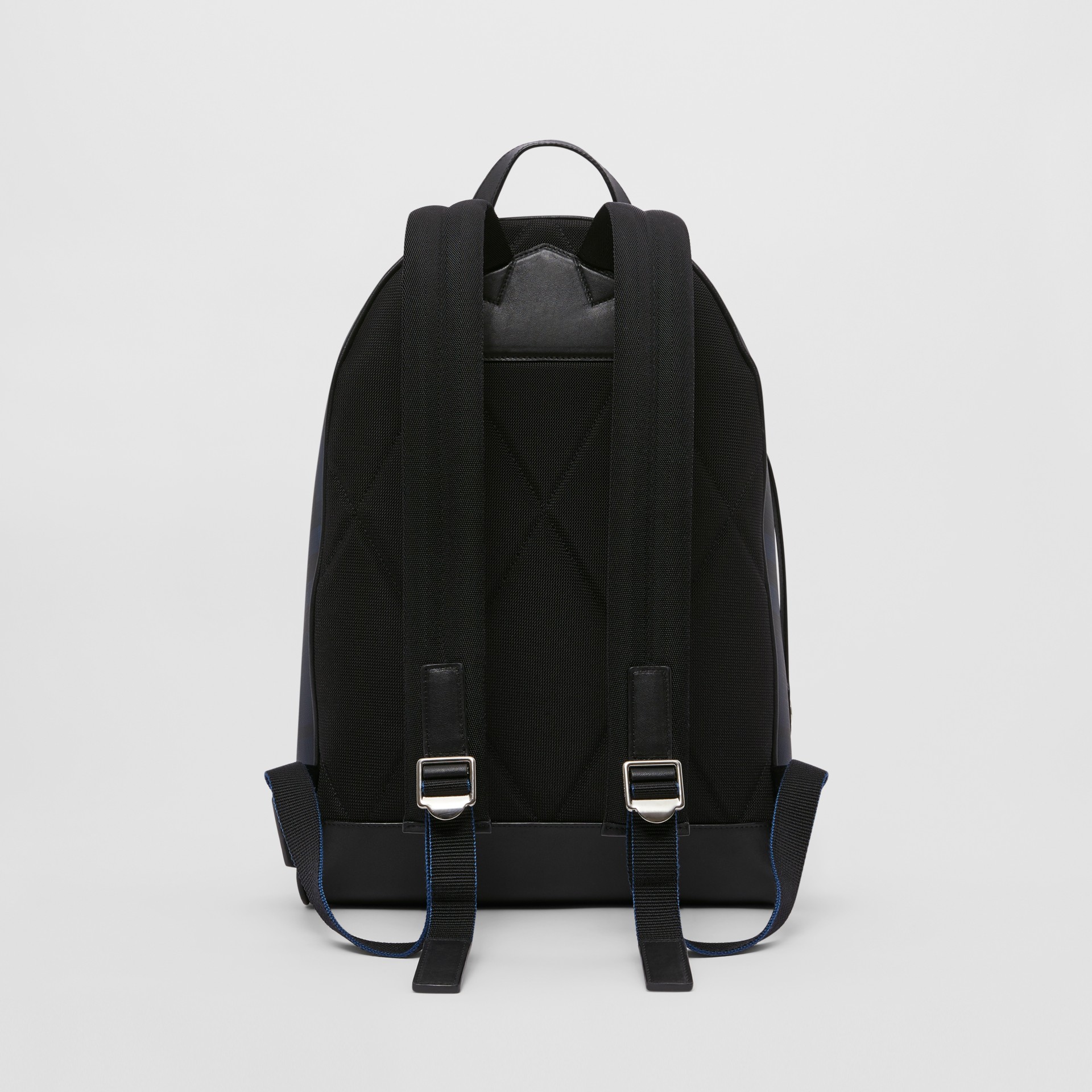 nova check backpack