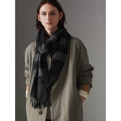 burberry fur scarf