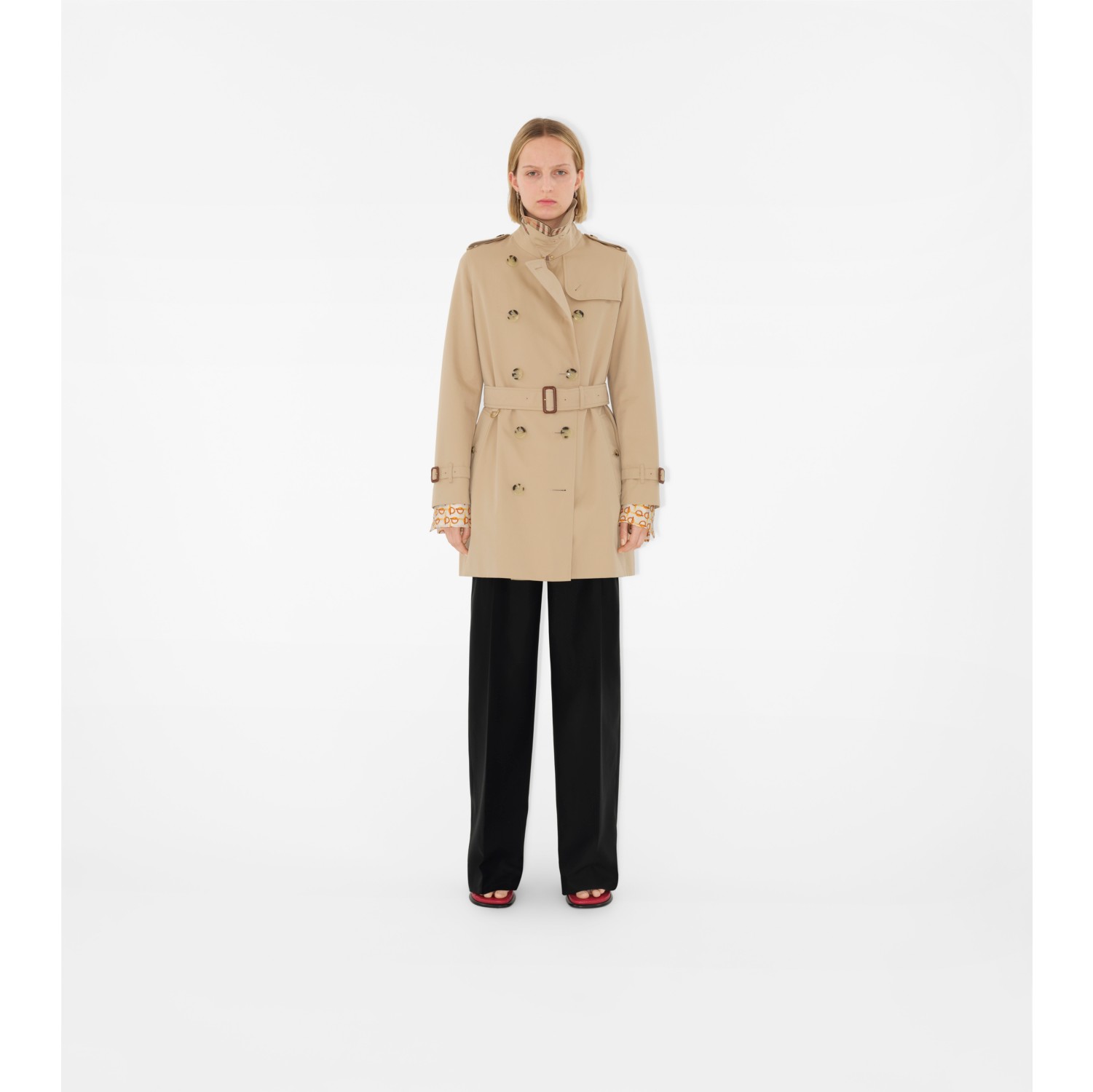 Short Kensington Heritage Trench Coat in Honey - Women | Burberry® Official