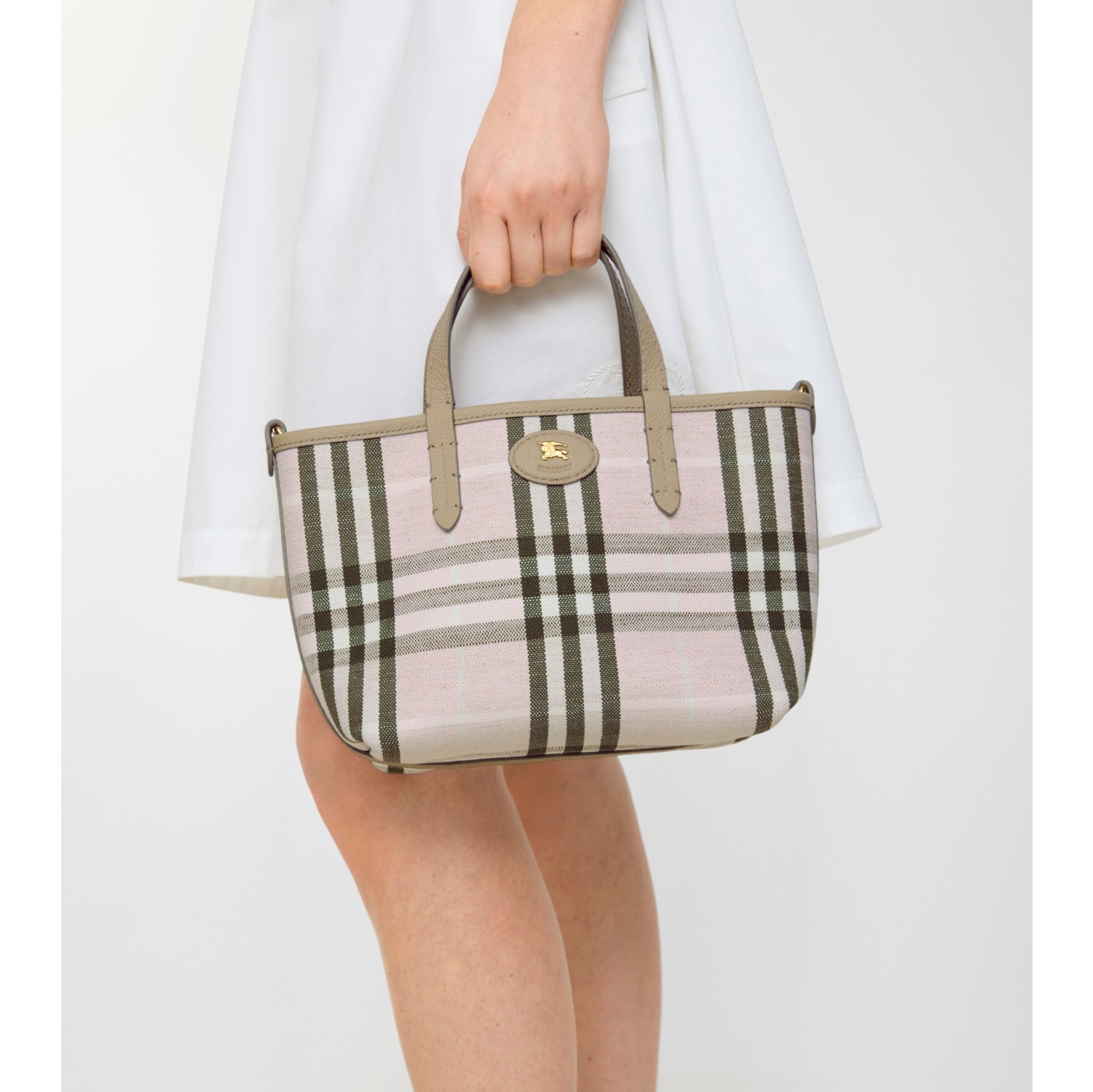 Mini Reversible Bloomsbury Tote​ in Mushroom beige/mallow pink - Women, Leather | Burberry® Official