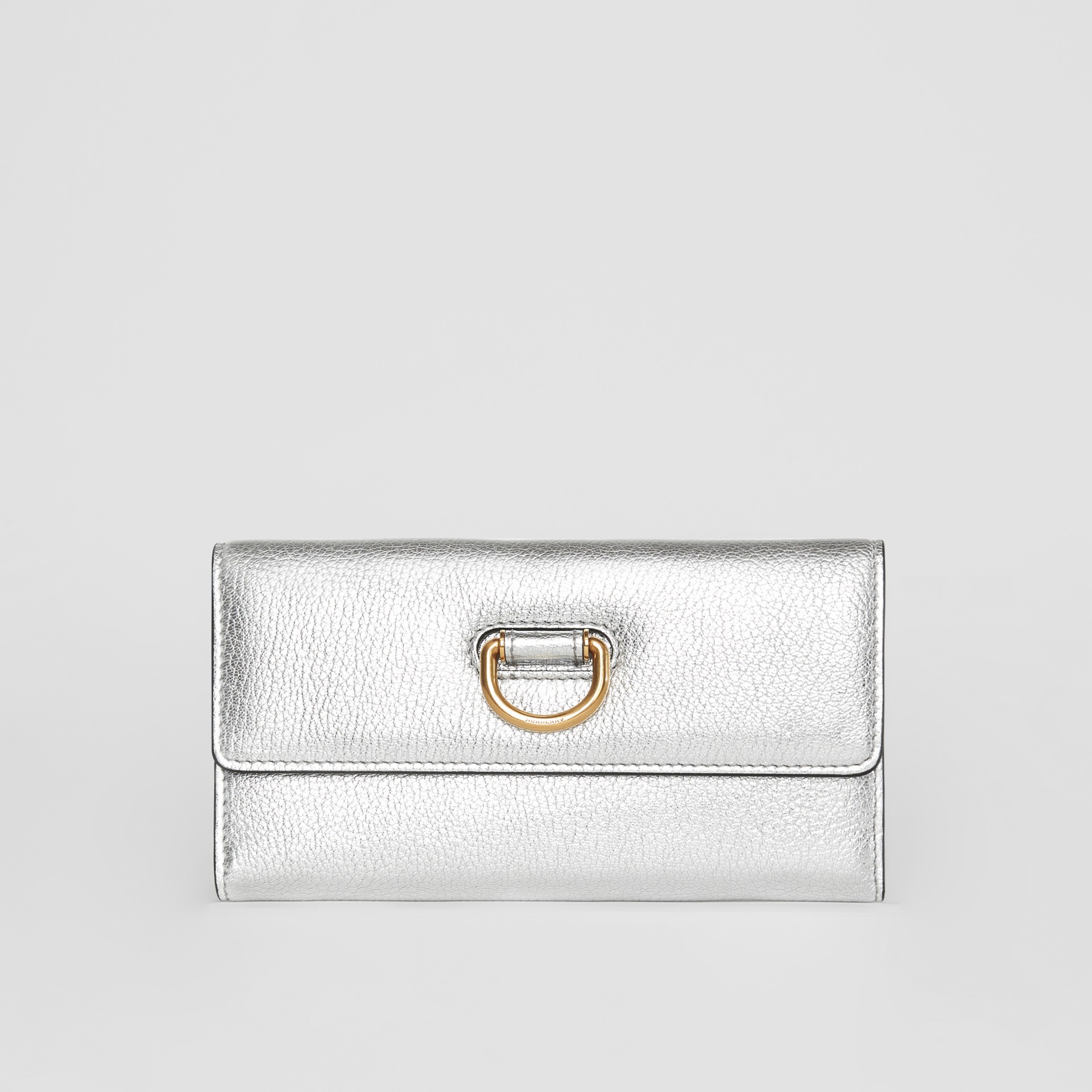 Dring Metallic Leather Continental Wallet in Silver Women Burberry