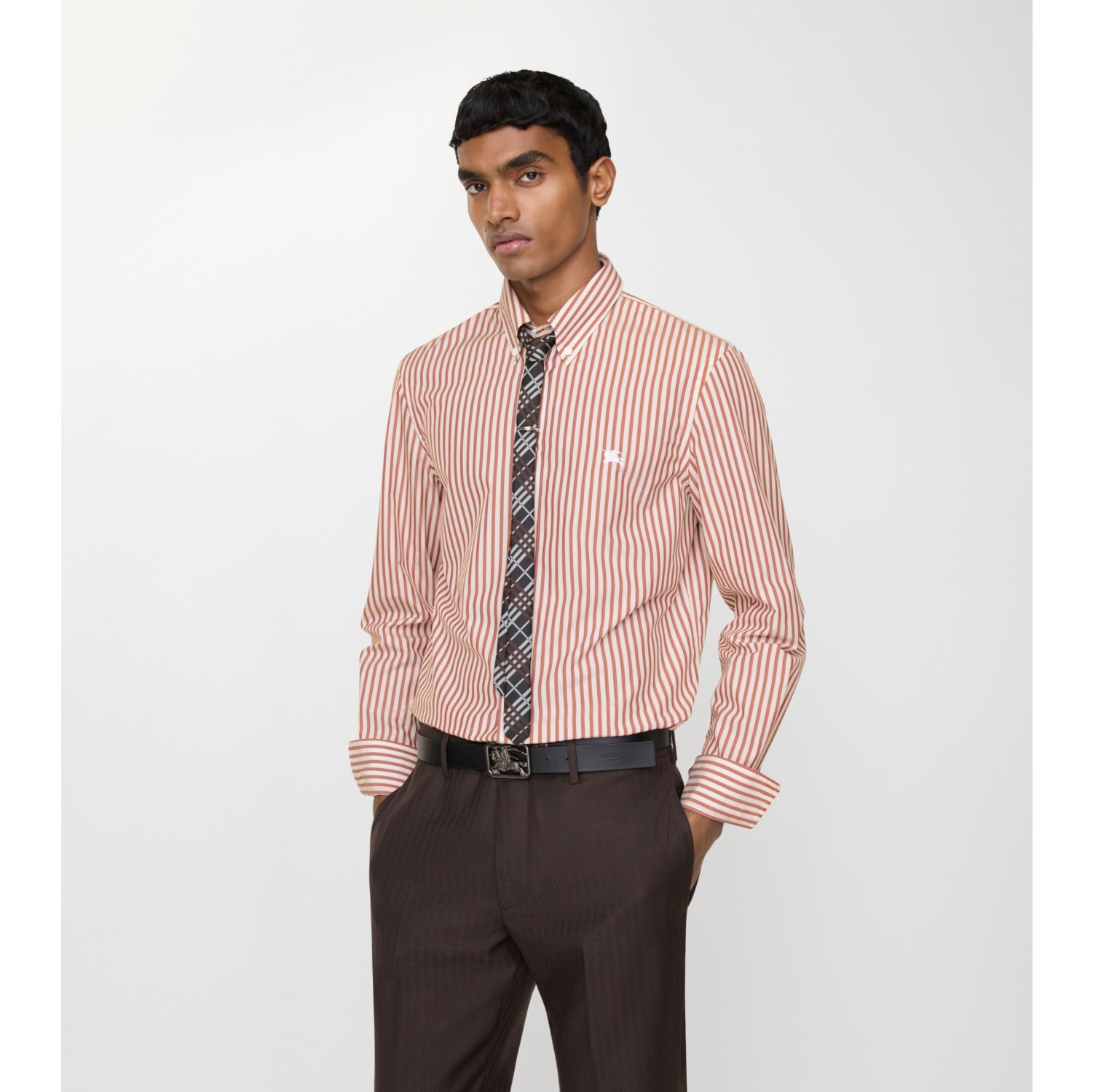 Schmales Baumwollhemd mit Streifenmuster