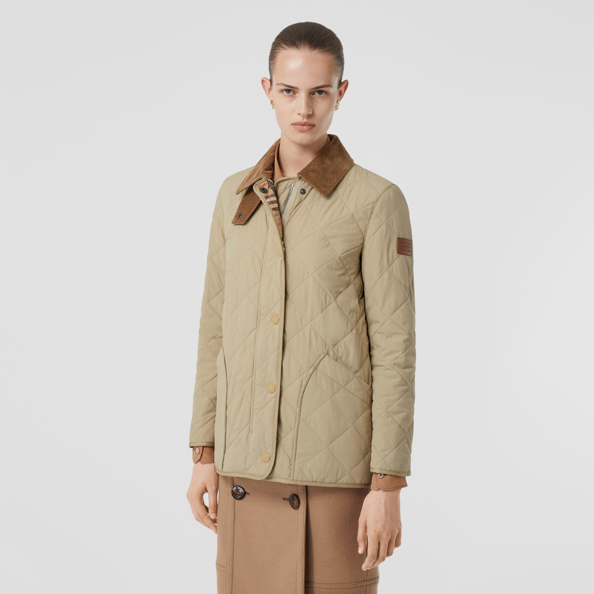 Diamond Quilted Thermoregulated Barn Jacket In Honey Women