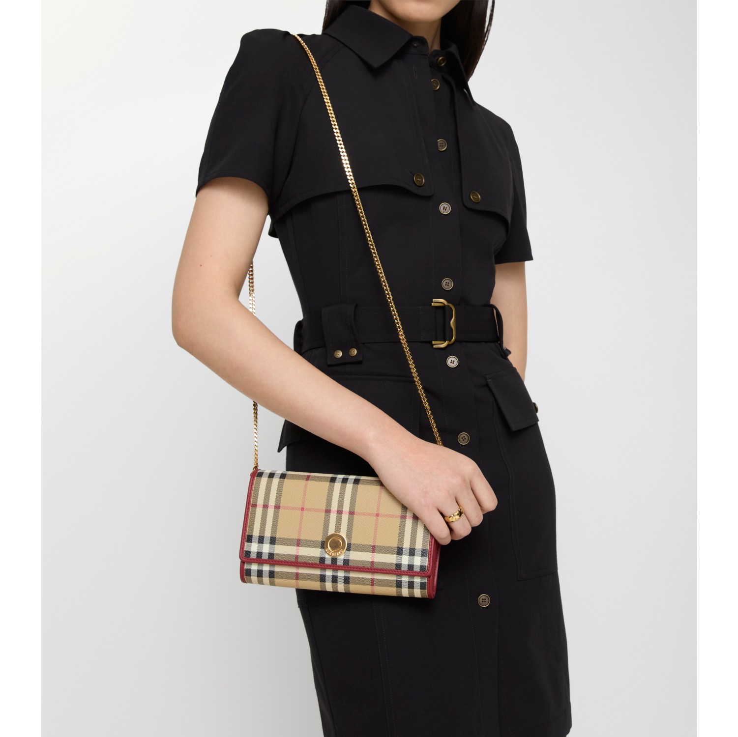 Cartera Check con asa de cadena