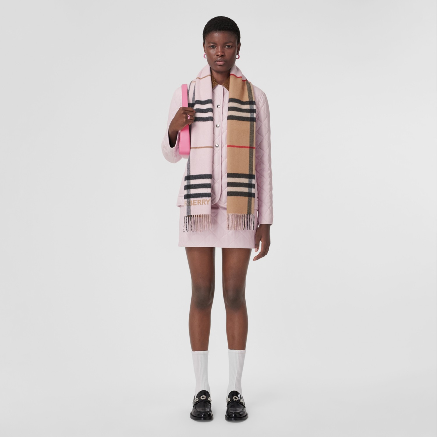 Contrast Check Cashmere Scarf in Archive beige candy pink