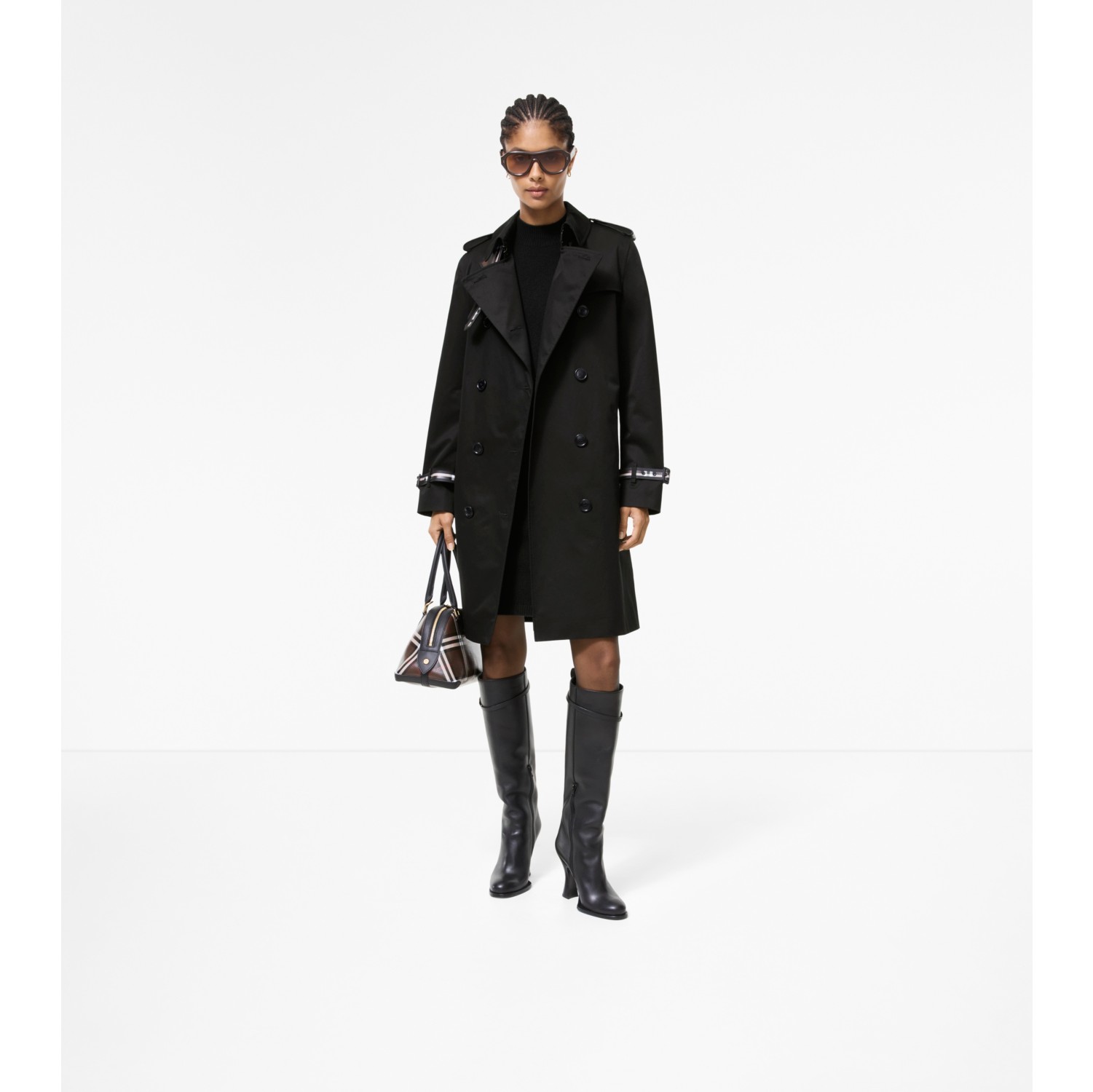Mid-length Gabardine Kensington Trench Coat in Black - Women