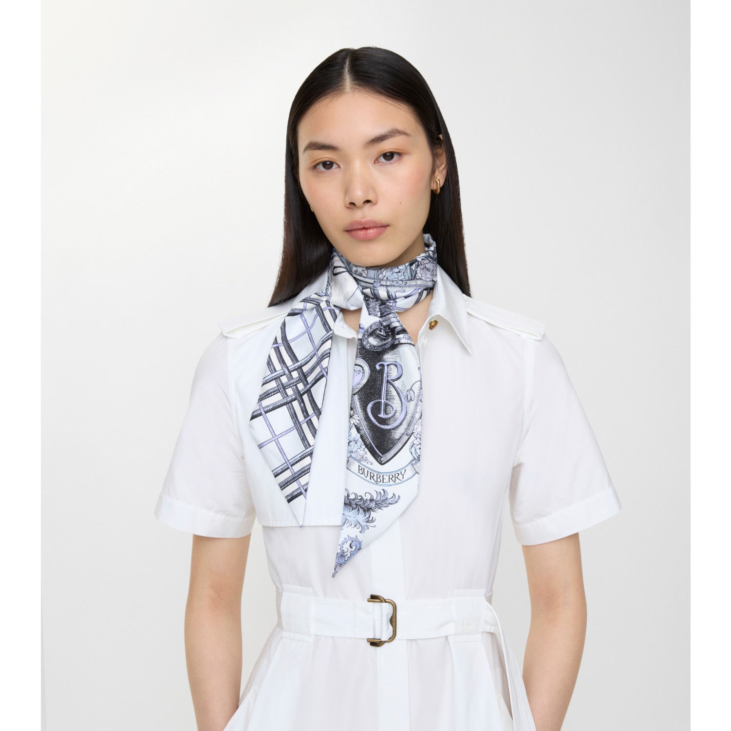 Schmaler wendbarer Seidenschal mit Knight-Radierung