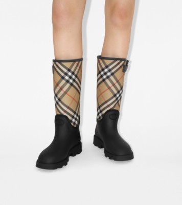 774F7260-DBF2-40C0-A505-