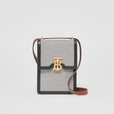 Burberry Robin 2024 | favors.com