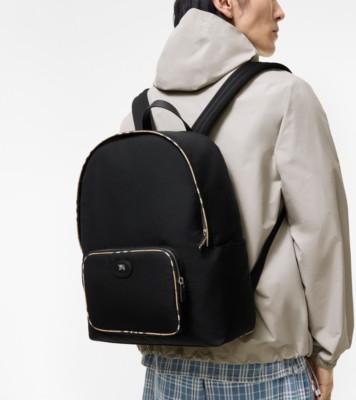 【ほぼ未使用】バーバリー オールレザー リュック バックパック ブラック メンズ デザイナー バックパック | Burberry® 公式サイト