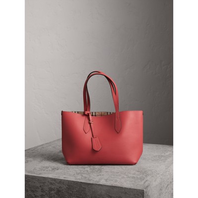 burberry reversible tote red