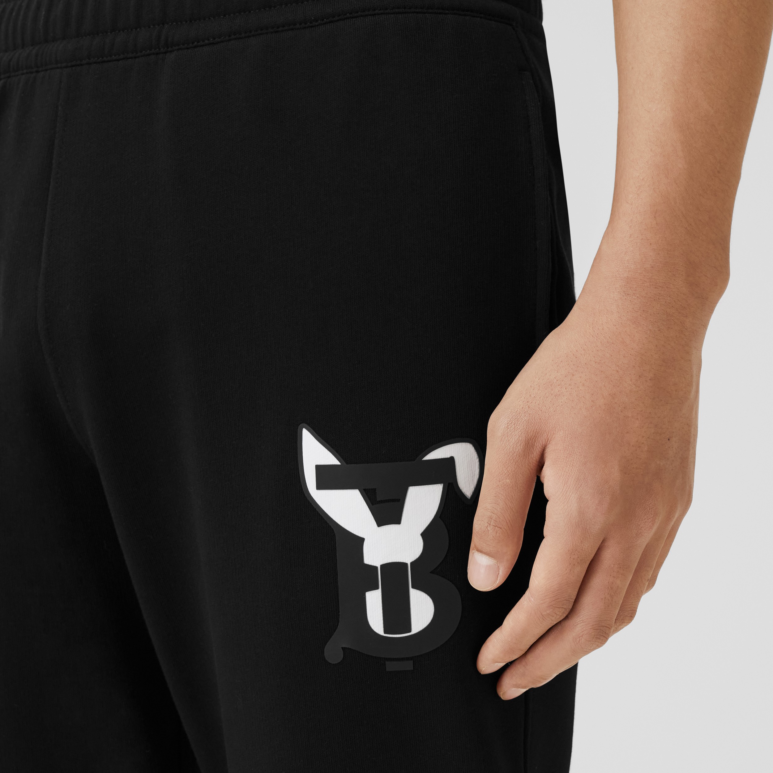 Pantaloni da jogging in cotone con stampa coniglio (Nero) - Uomo | Sito ufficiale Burberry® - 2