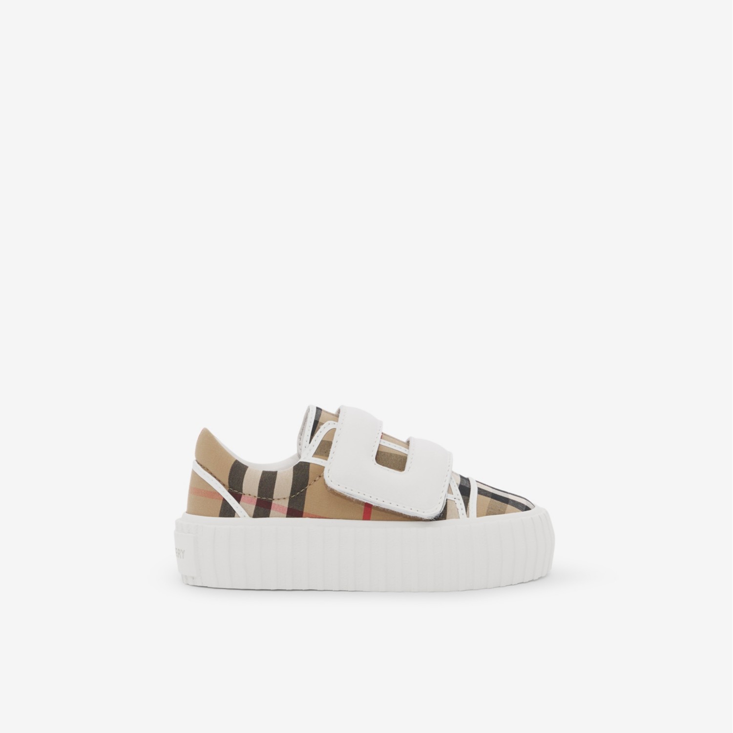 Kids shop burberry trainers