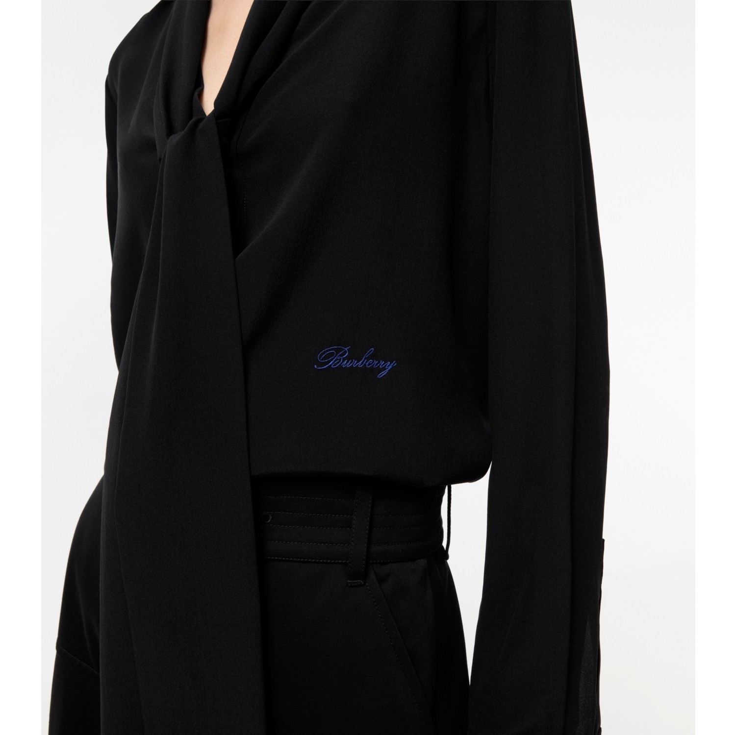 Silk Crepe De Chine Scarf Blouse in Black - Women | Burberry® Official