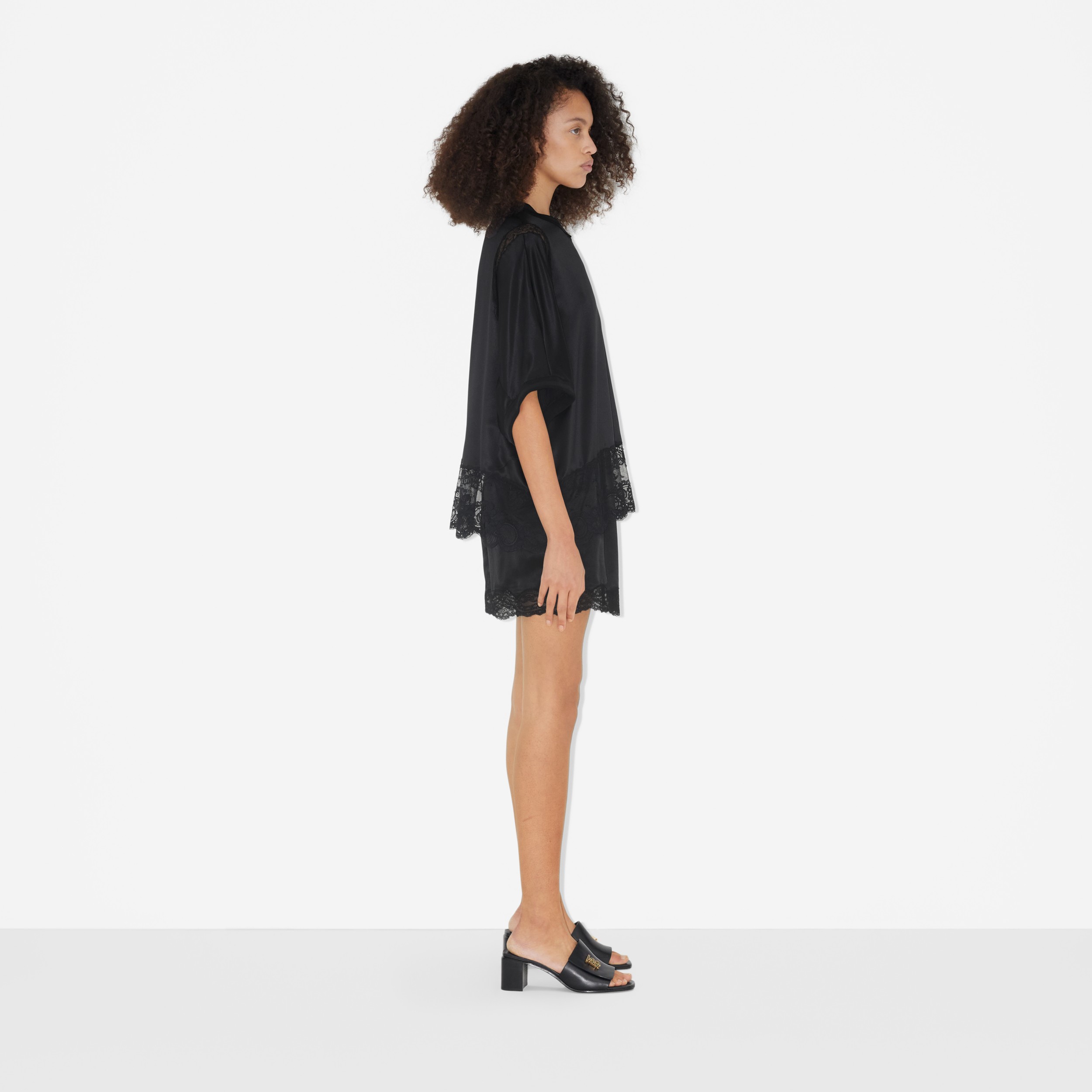 Short-sleeve Lace Panel Silk Satin Top in Black - Women | Burberry® Official - 3