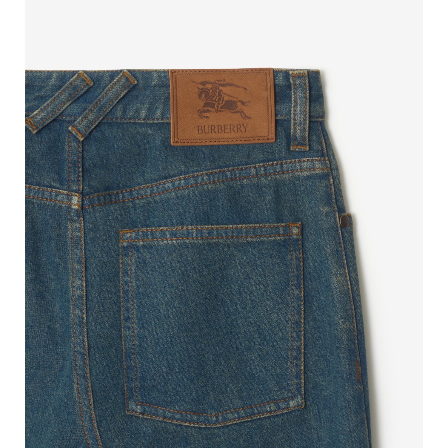 Mid-rise Straight Jeans