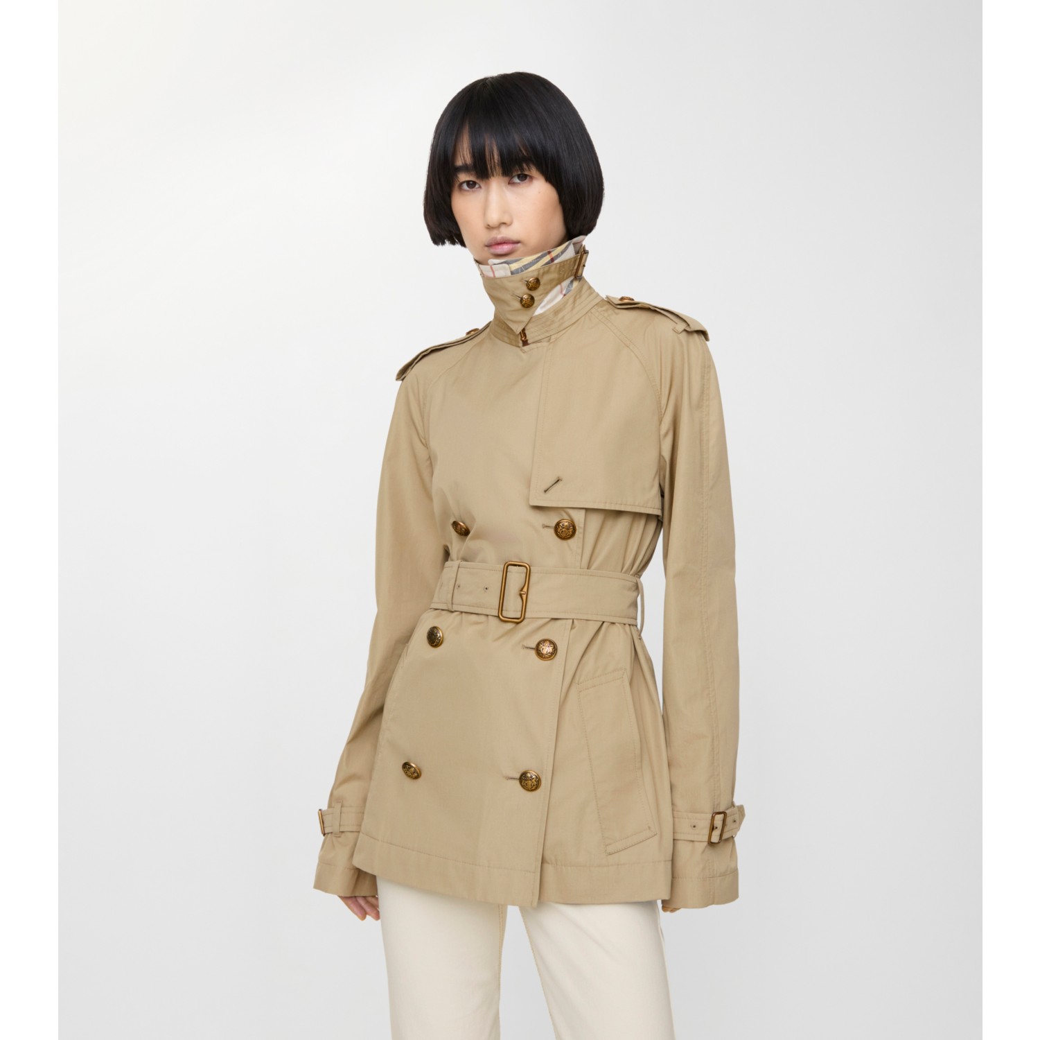 Short Lightweight Cotton Belgravia Trench Coat​ in Sparrow beige - Women, Cotton Gabardine | Burberry® Official
