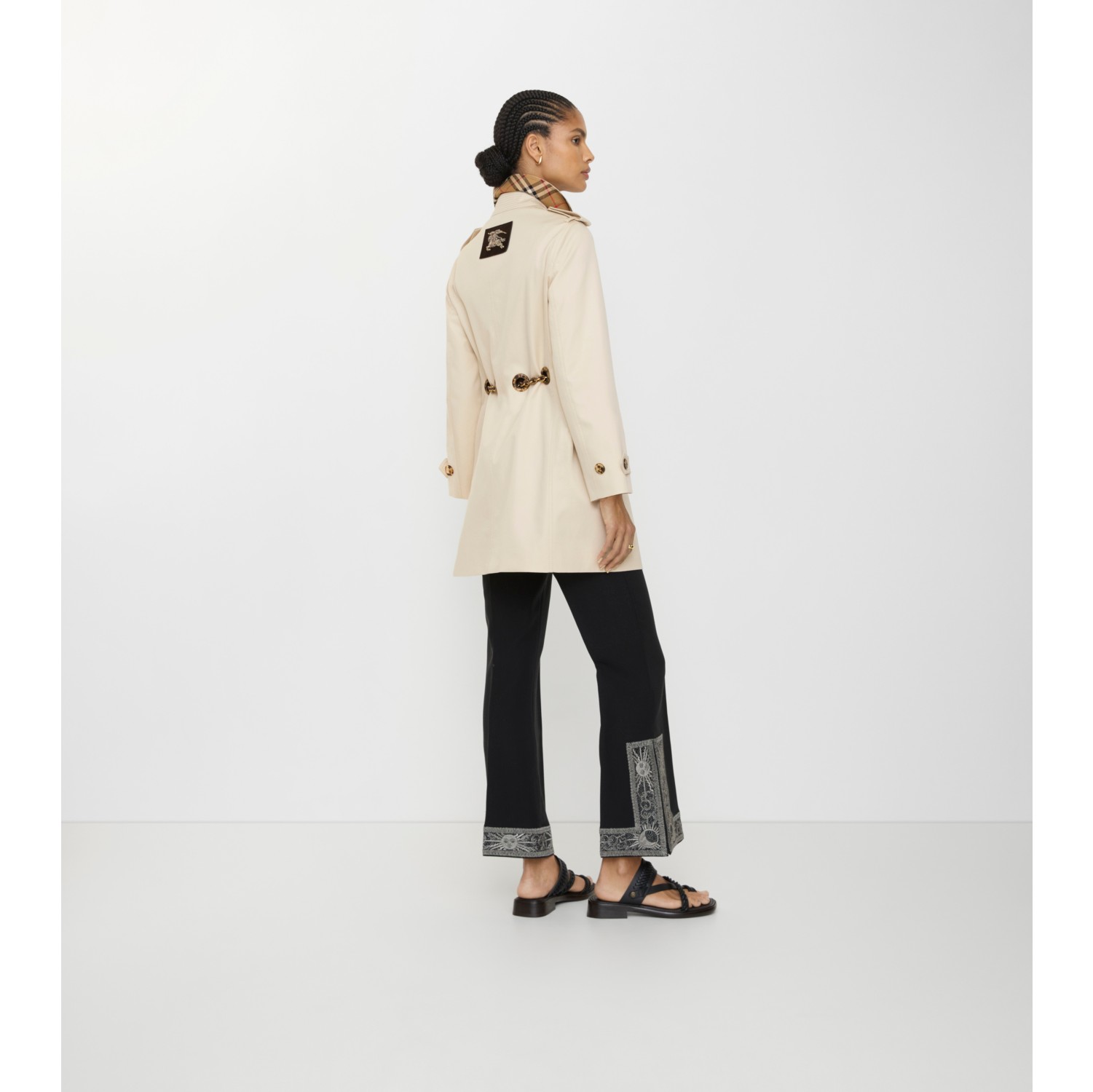 Short Gabardine Stonehaven Car Coat in Clam beige - Women, Cotton Gabardine | Burberry® Official