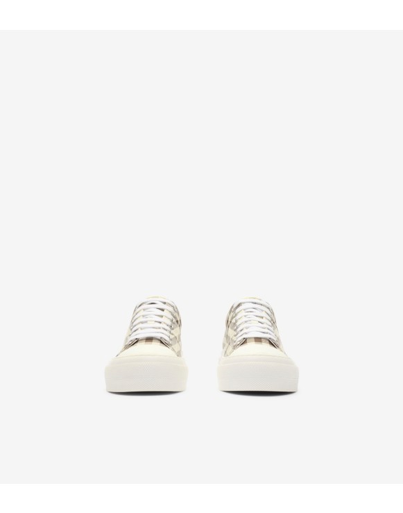 ウィメンズ デザイナー スニーカー｜Burberry® 公式サイト