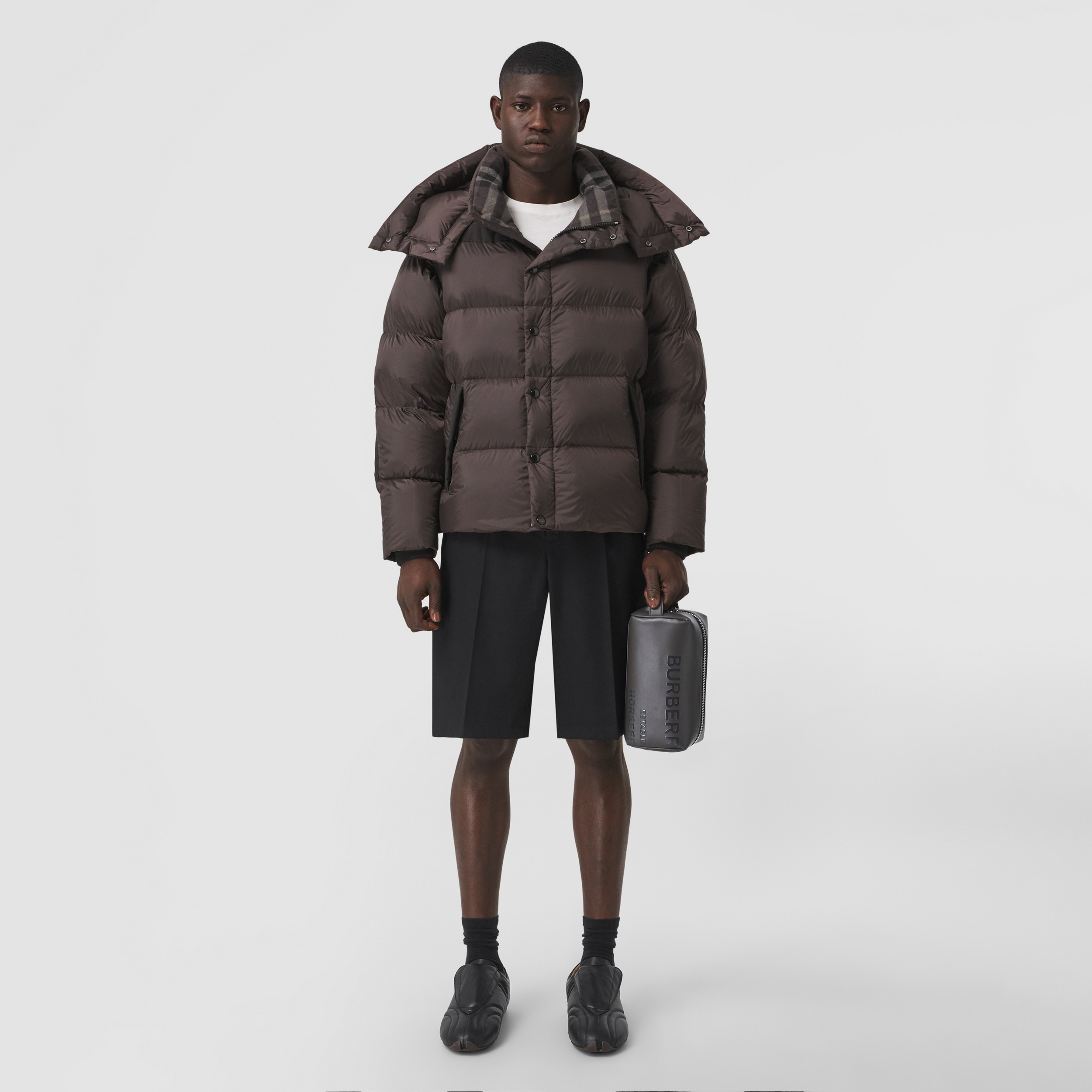 الظل الزنبق الصفيح  Detachable Sleeve Hooded Puffer Jacket in Dark Peat Brown - Men | Burberry®  Official