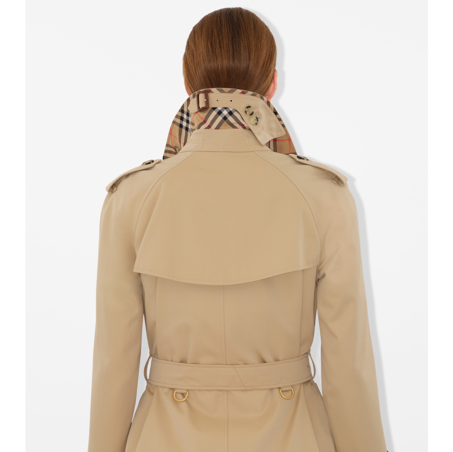 Long Waterloo Heritage Trench Coat in Honey beige - Women, Cotton Gabardine | Burberry® Official