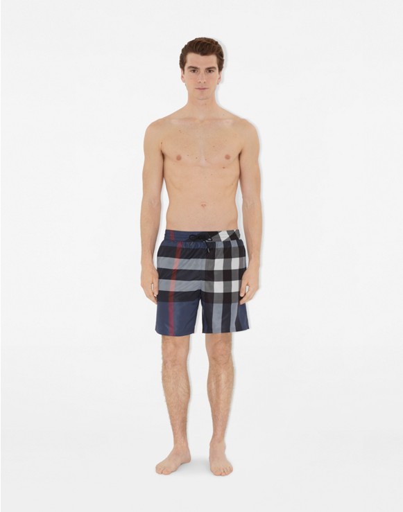 メンズ デザイナー スイムウェア | Burberry® 公式サイト メンズ デザイナー スイムウェア | Burberry® 公式サイト
