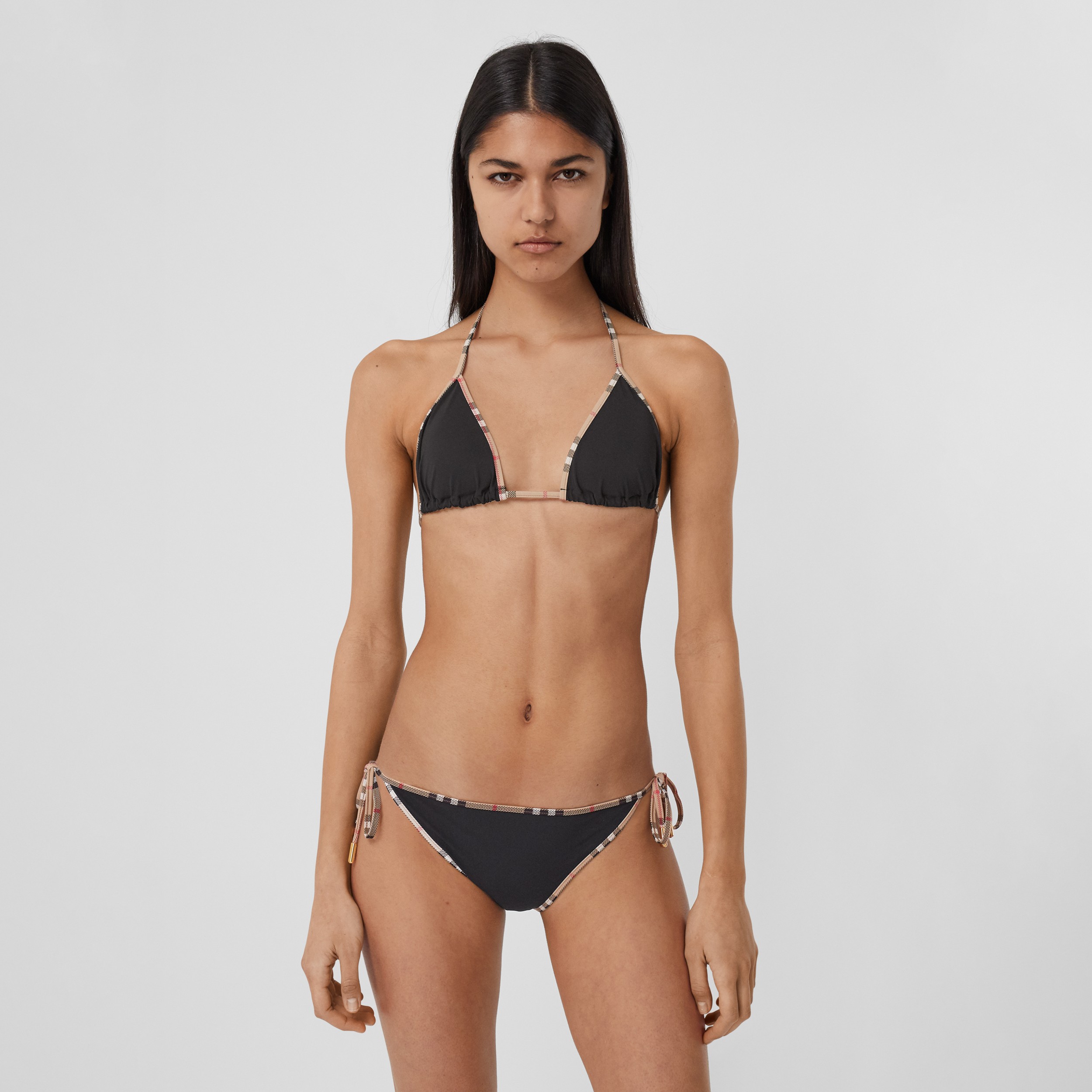 Bikini a triangolo in nylon stretch con dettagli in tartan (Nero) - Donna | Sito ufficiale Burberry® - 3
