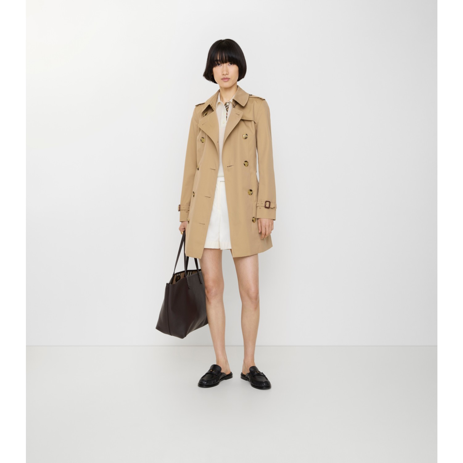 Short Chelsea Heritage Trench Coat in Honey beige - Women, Cotton